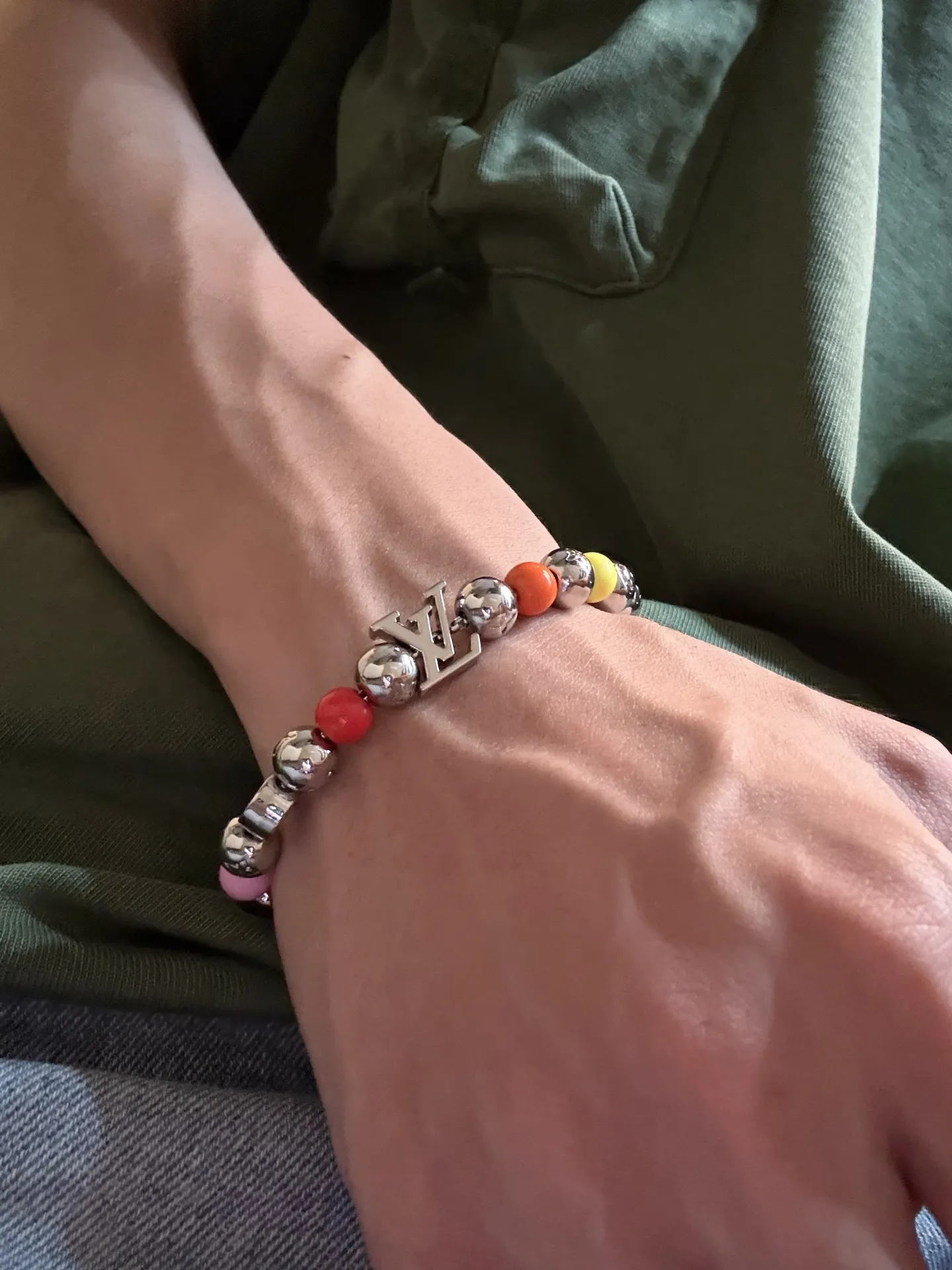 LV Candy Beaded Charm Bracelet D10517443 — view 8