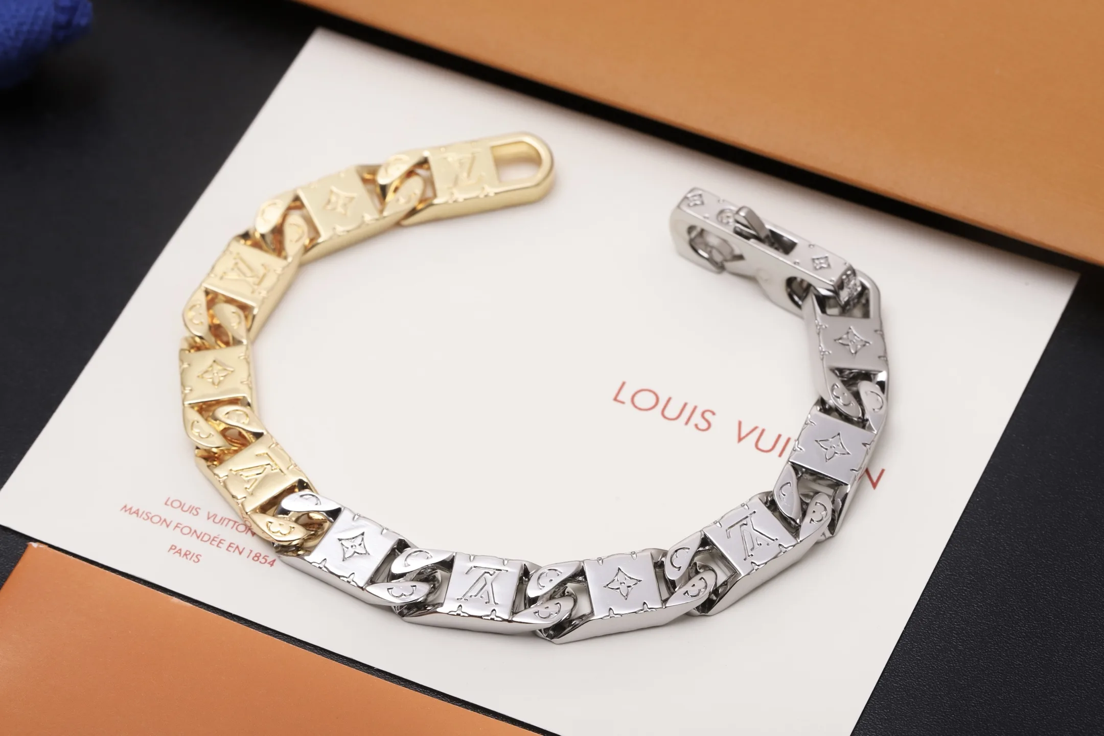 Monogram Tied Up Two-Tone Bracelet D11017523 — view 3