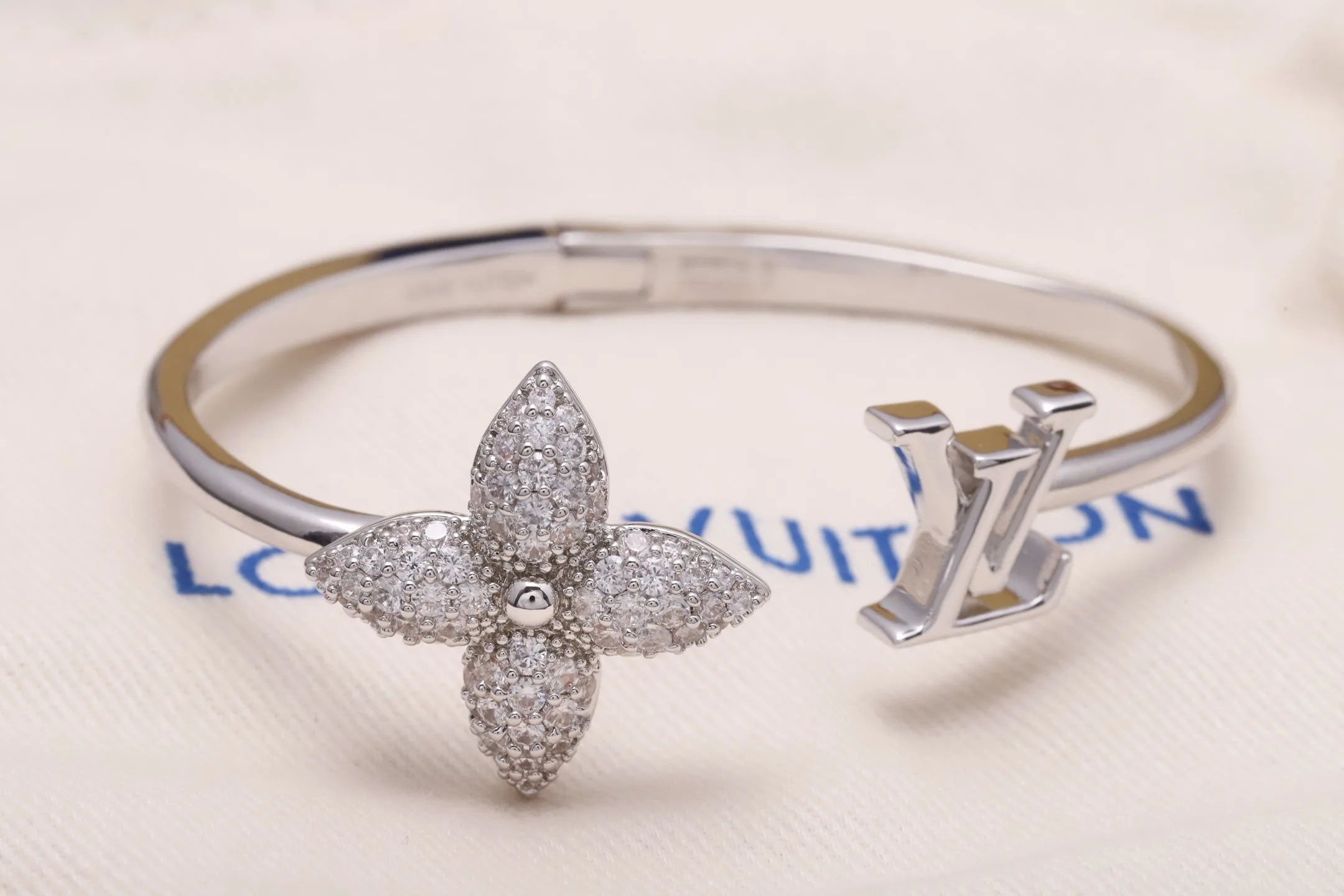 Monogram Flower Crystal Open Bangle D17017223 — view 3