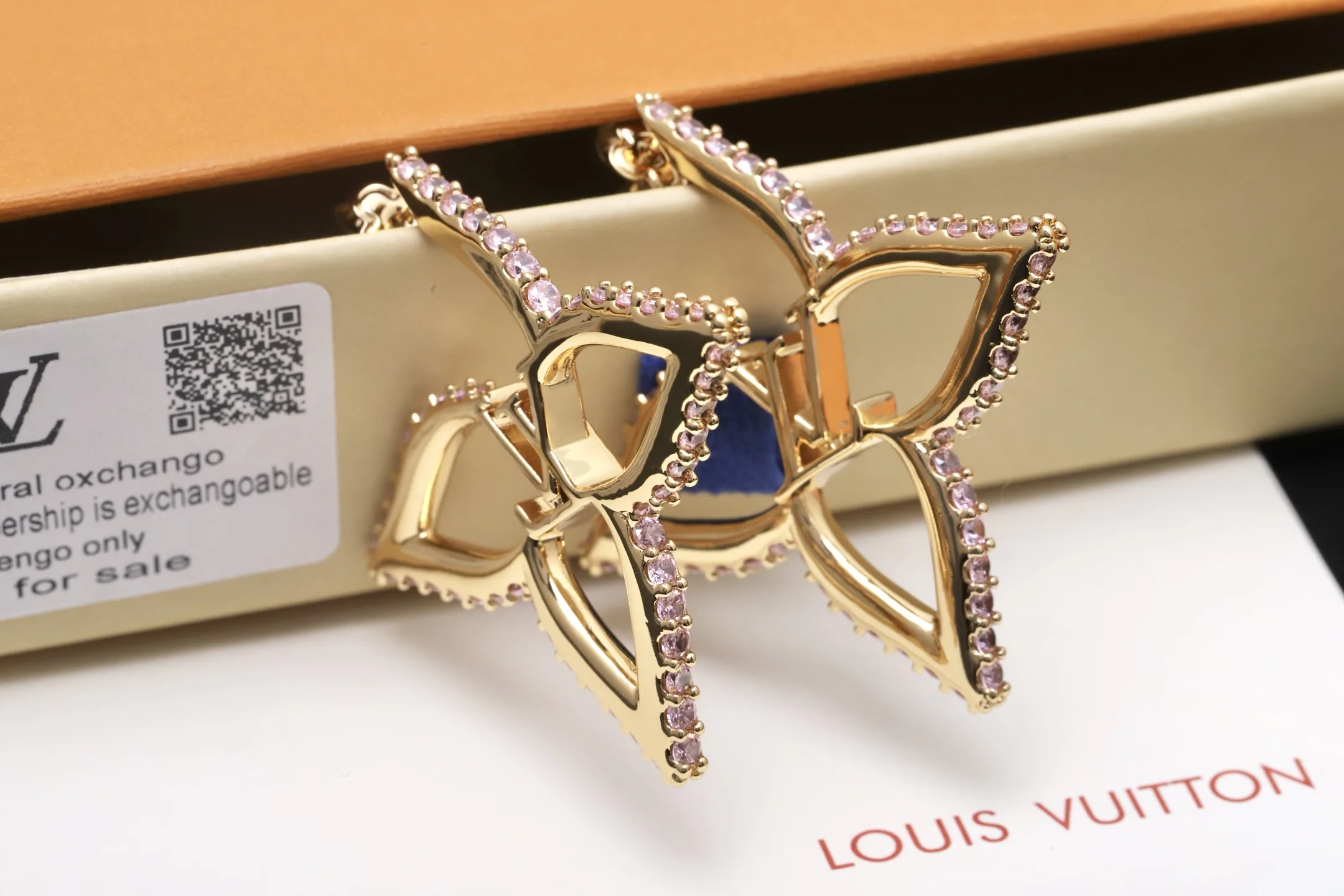 My LV Heart Monogram Flower Earrings D15517641 — view 4