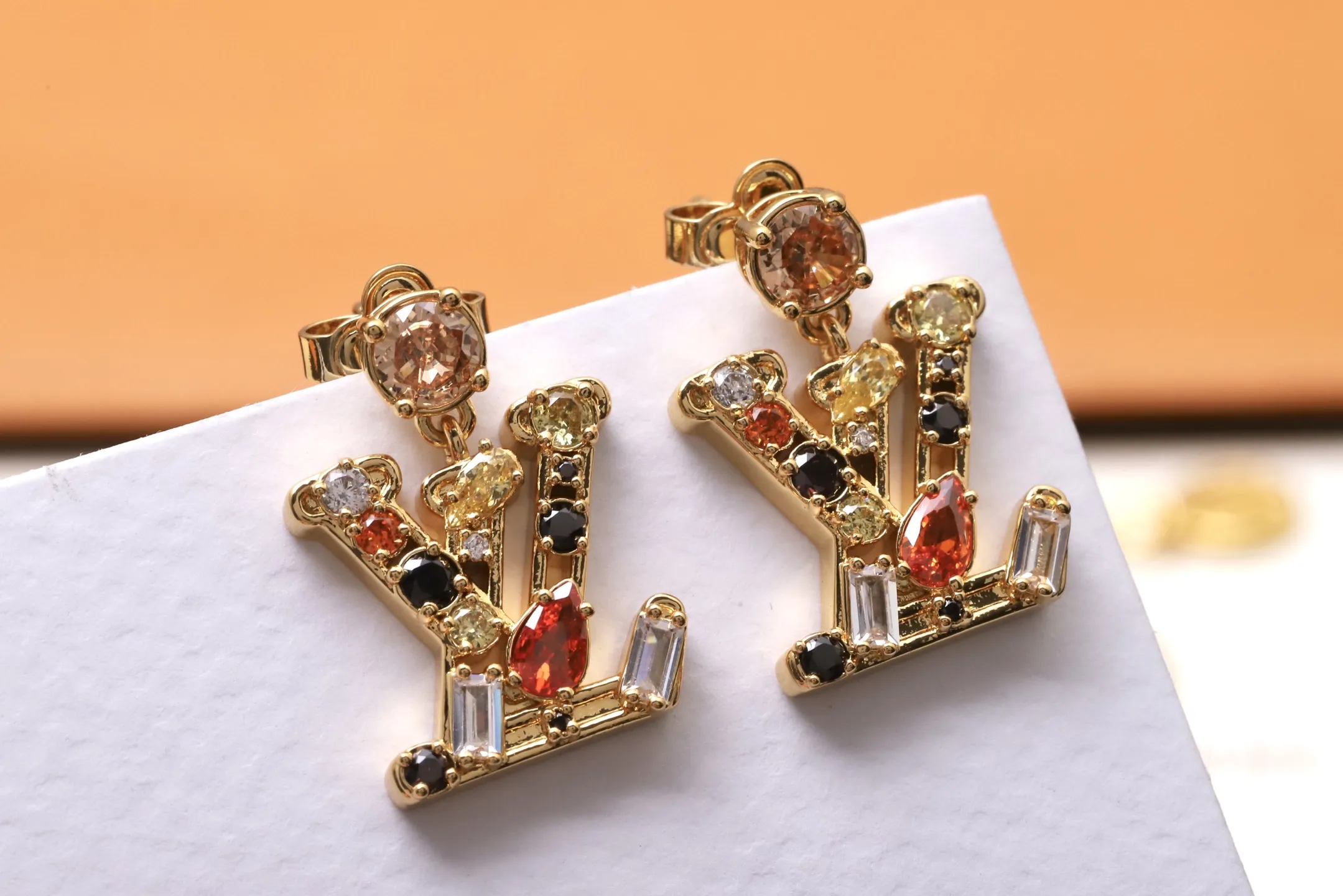 LV Initial Crystal-Embellished Stud Earrings D14017379 — view 4