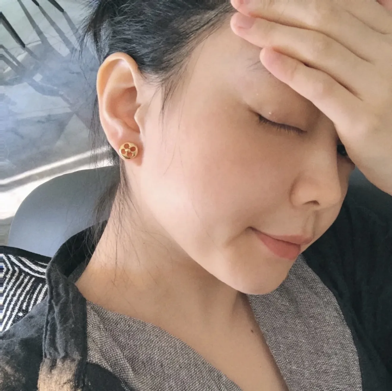 Crazy in Lock Earrings Set D11517652 — view 7