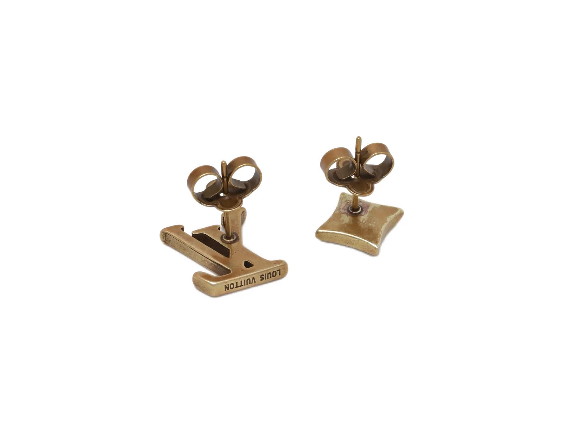 Sailor Monogram Flower Stud Earrings D10517474 — view 3