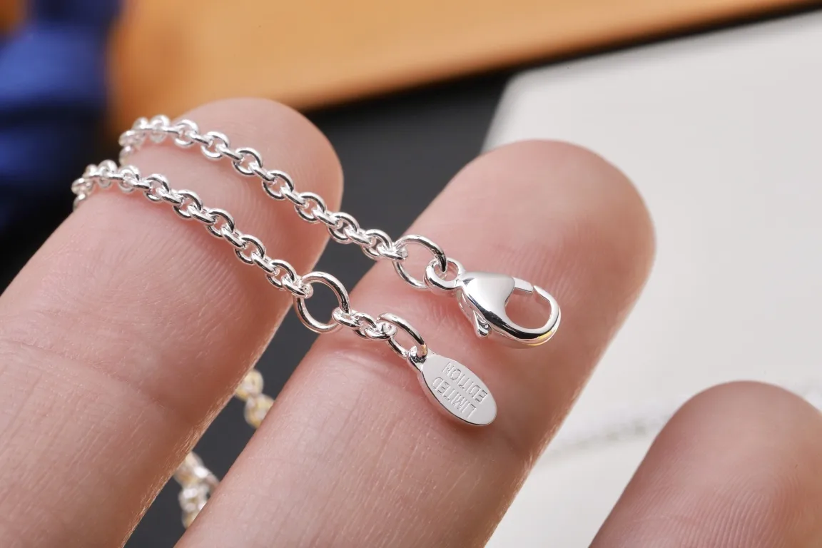 Silver Lockit Pendant Necklace (Sterling Silver) D51516756 — view 8