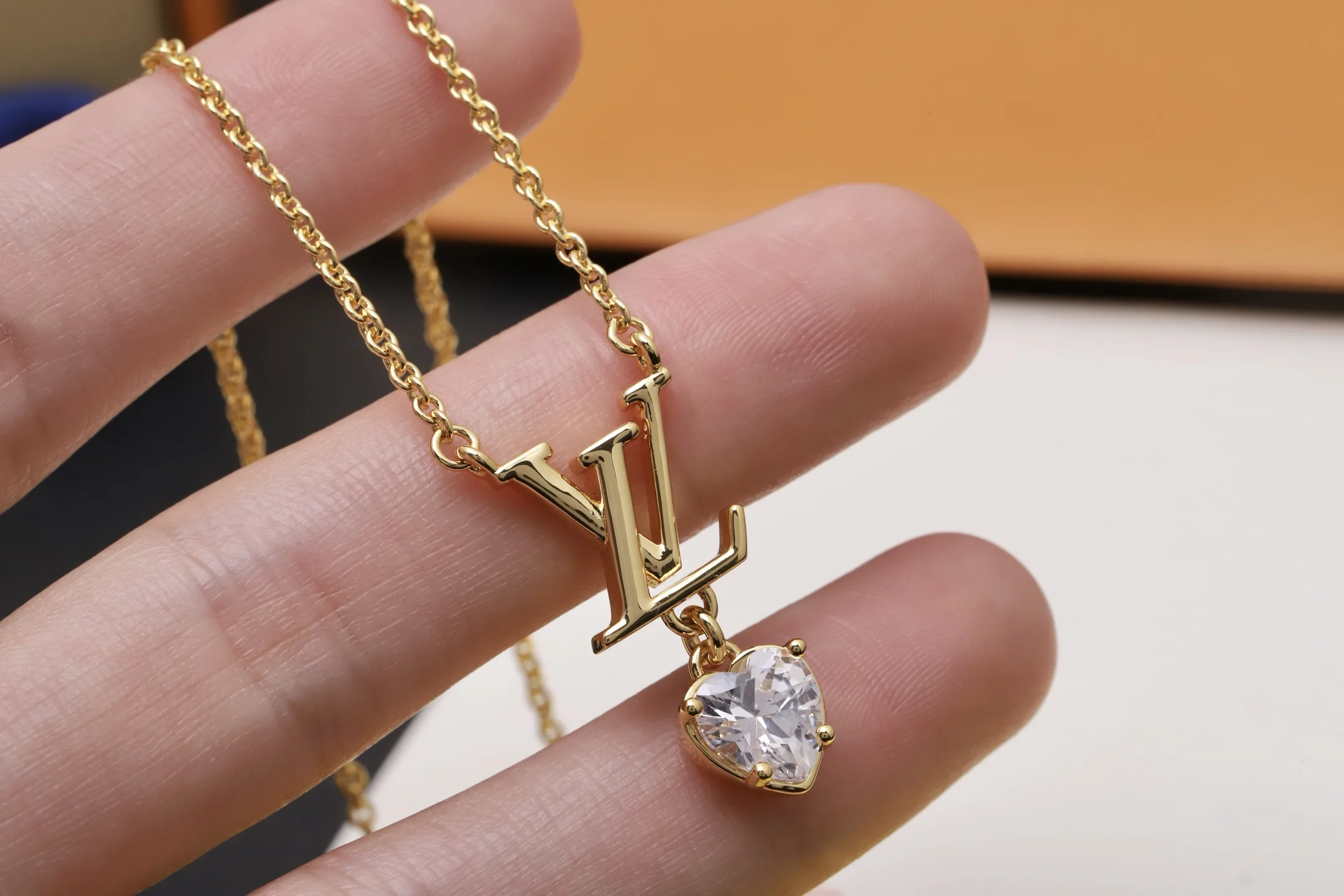 Flowergram Heart Pendant Necklace D14017631 — view 4