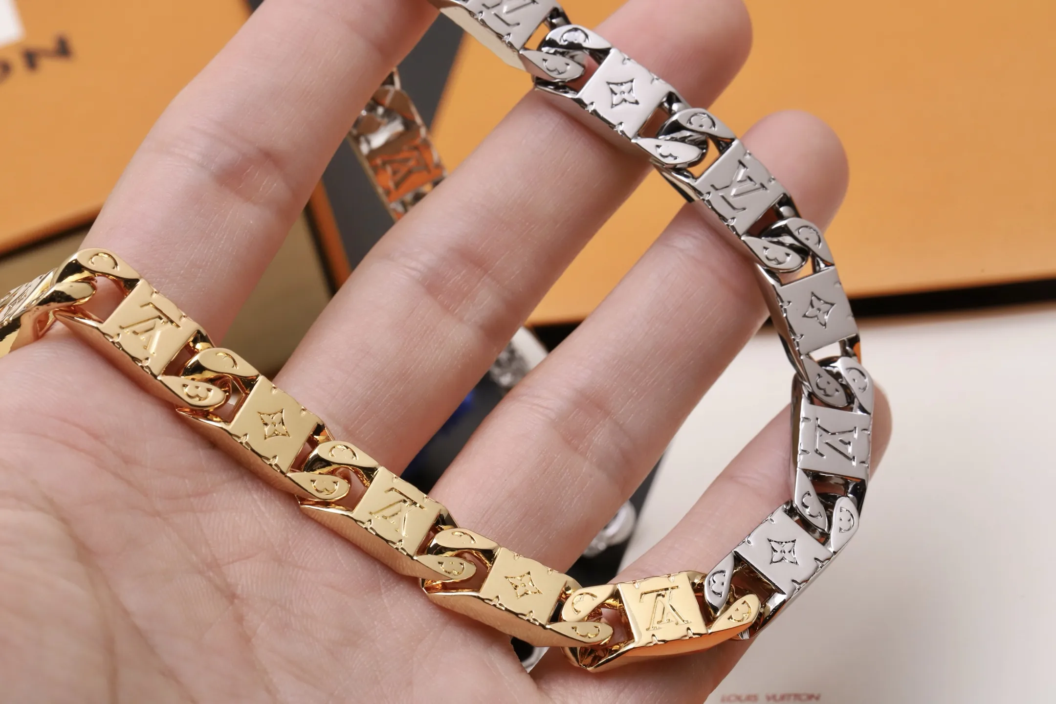 Monogram Tied Up Two-Tone Chain Necklace D15017524 — view 5