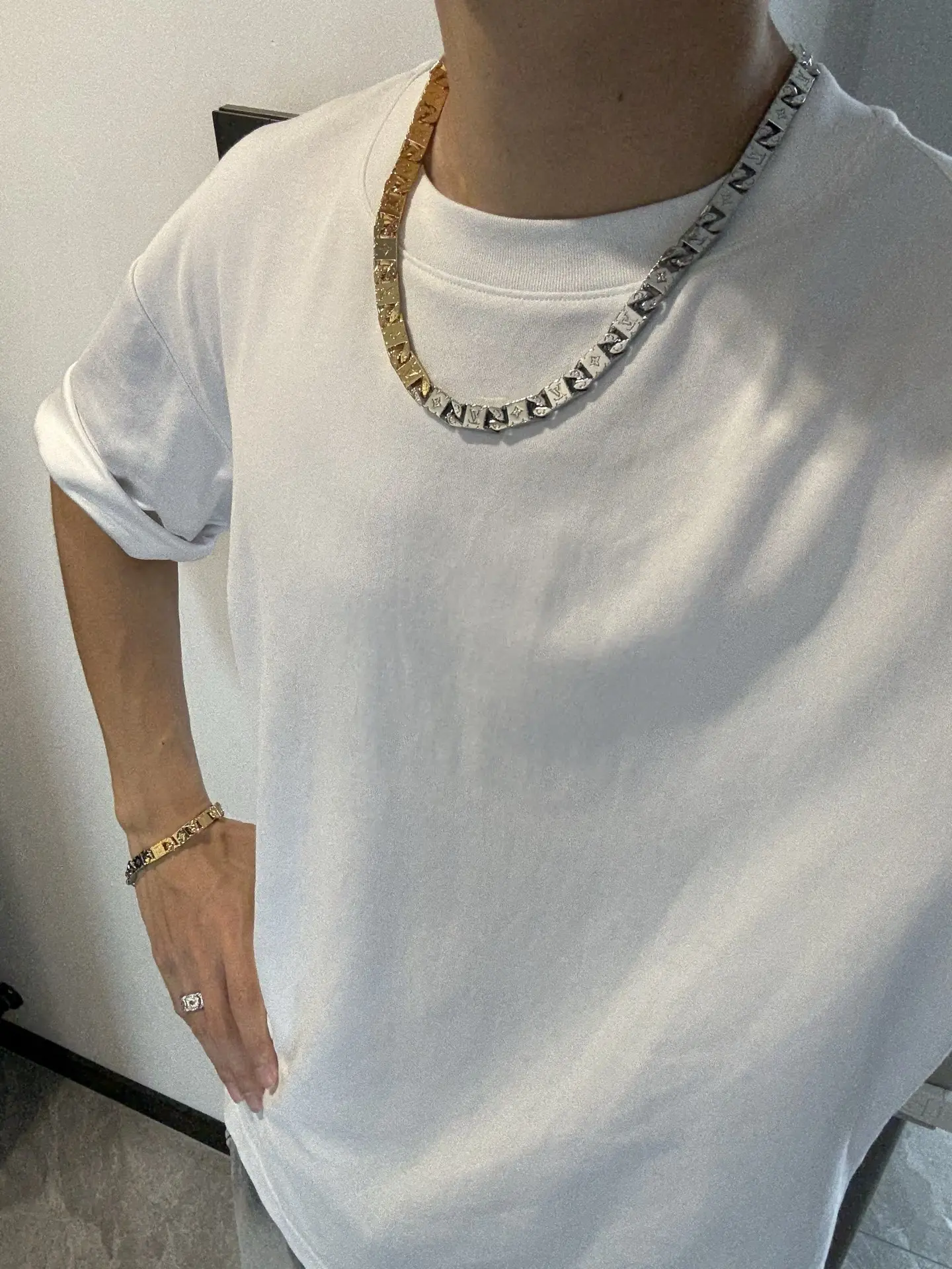 Monogram Tied Up Two-Tone Chain Necklace D15017524 — view 9