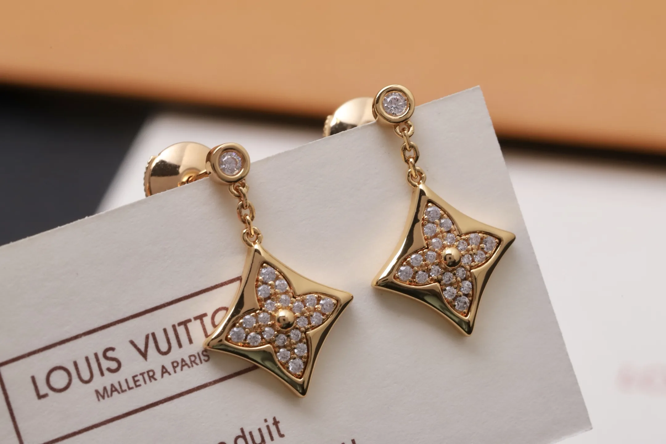 Idylle Blossom Drop Earrings (Gold-Plated Brass) D16017387 — view 4