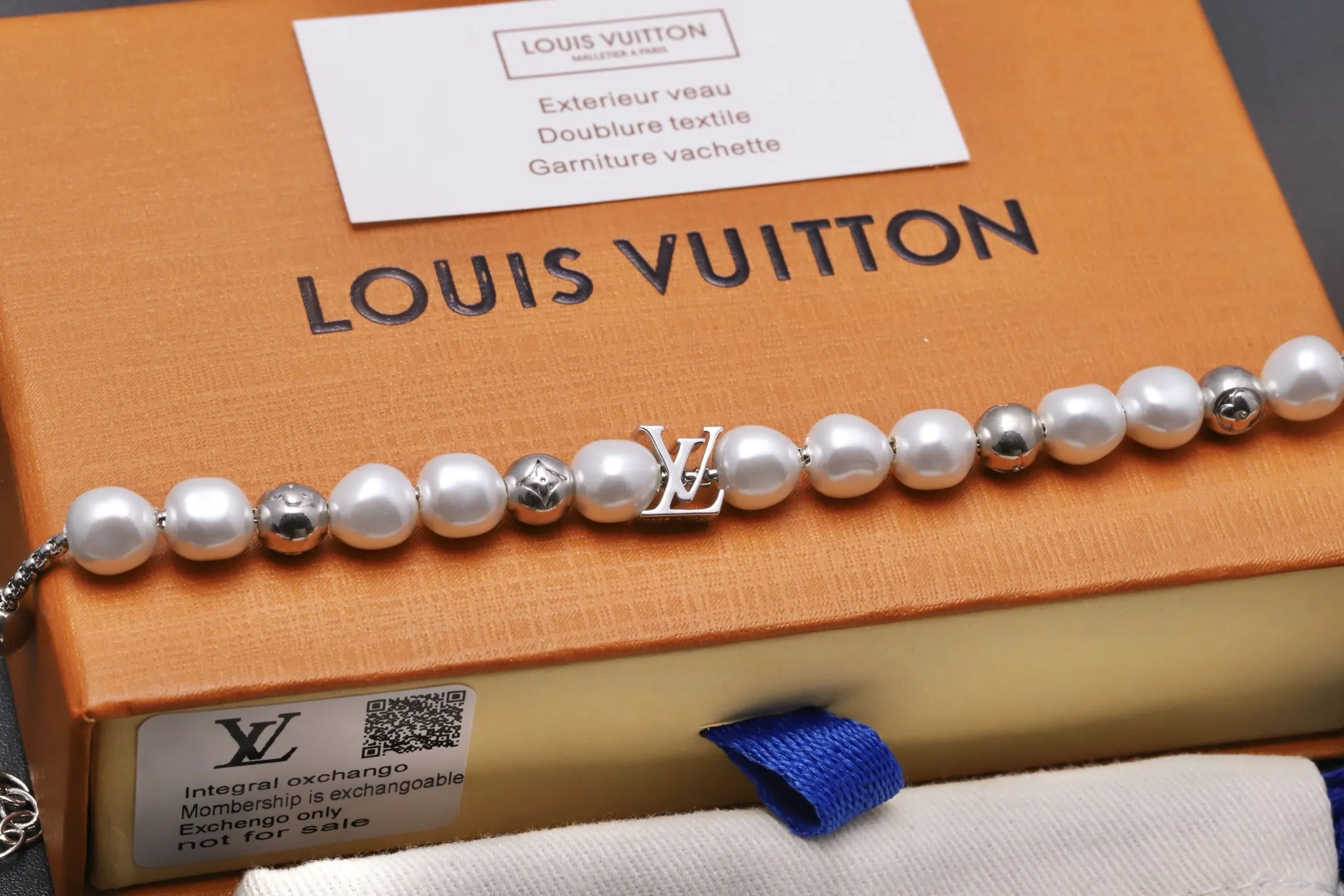 LV Iconic Pearl and Monogram Bead Bracelet (Gold-Plated Brass) D15517200 — view 3