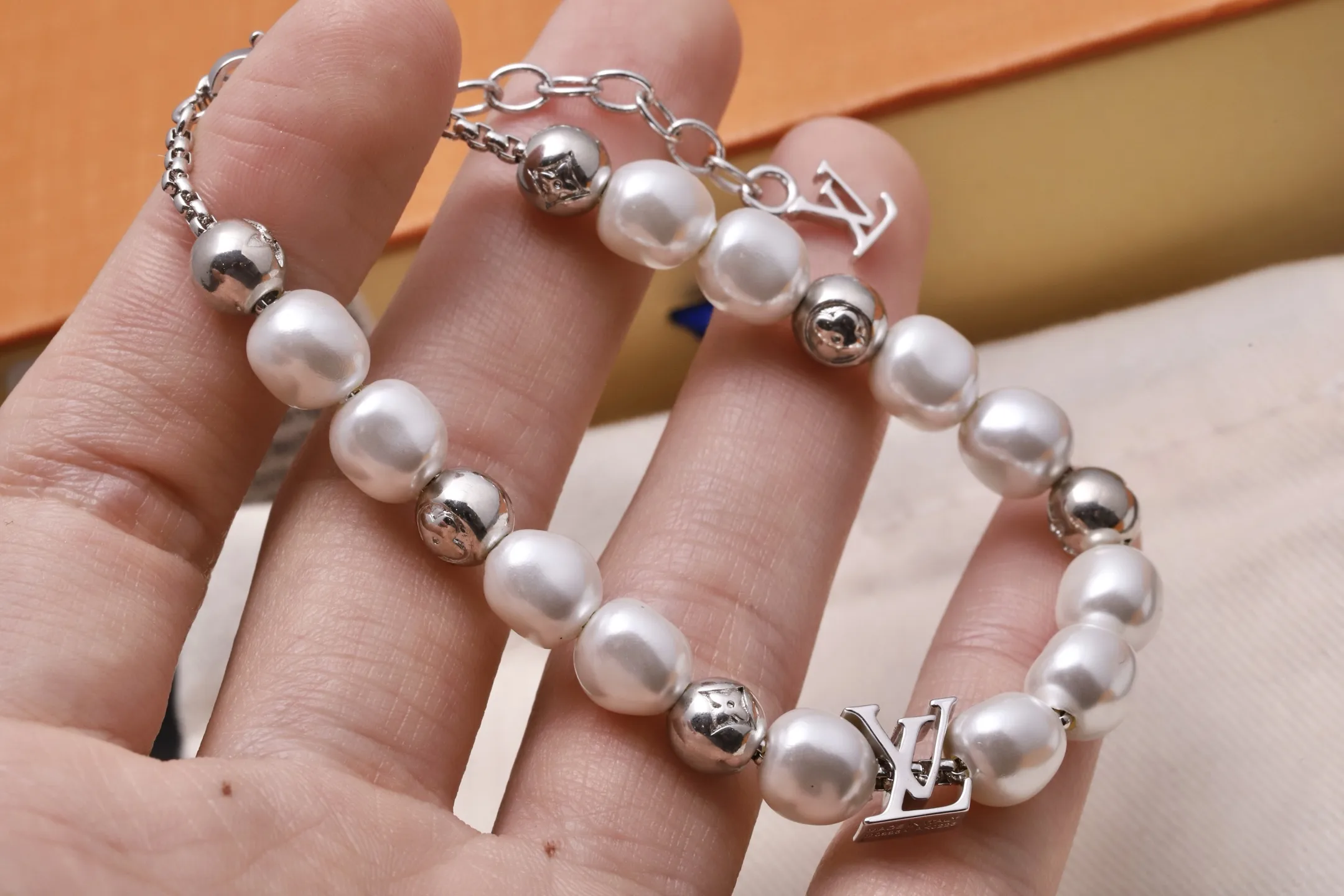 LV Iconic Pearl and Monogram Bead Bracelet (Gold-Plated Brass) D15517200 — view 5