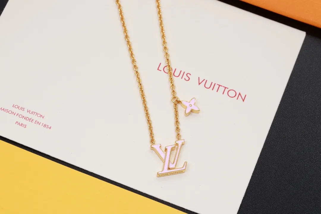 LV Iconic Enamel Pendant Necklace D13017228 — view 3