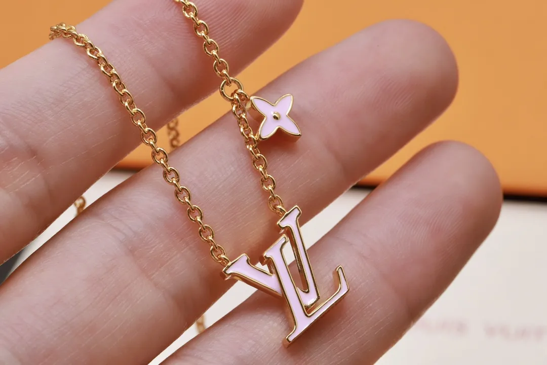 LV Iconic Enamel Pendant Necklace D13017228 — view 6