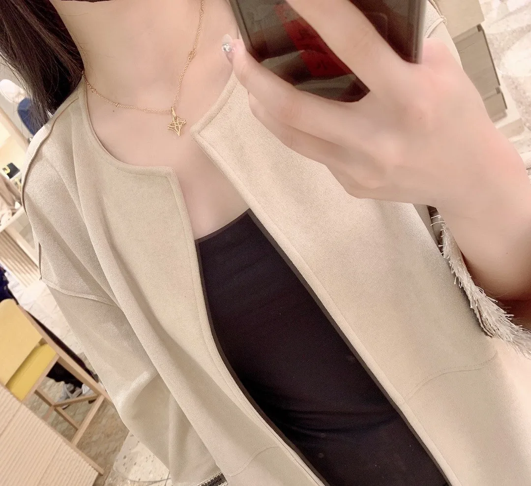 Flowergram Pendant Necklace D13017232 — view 9