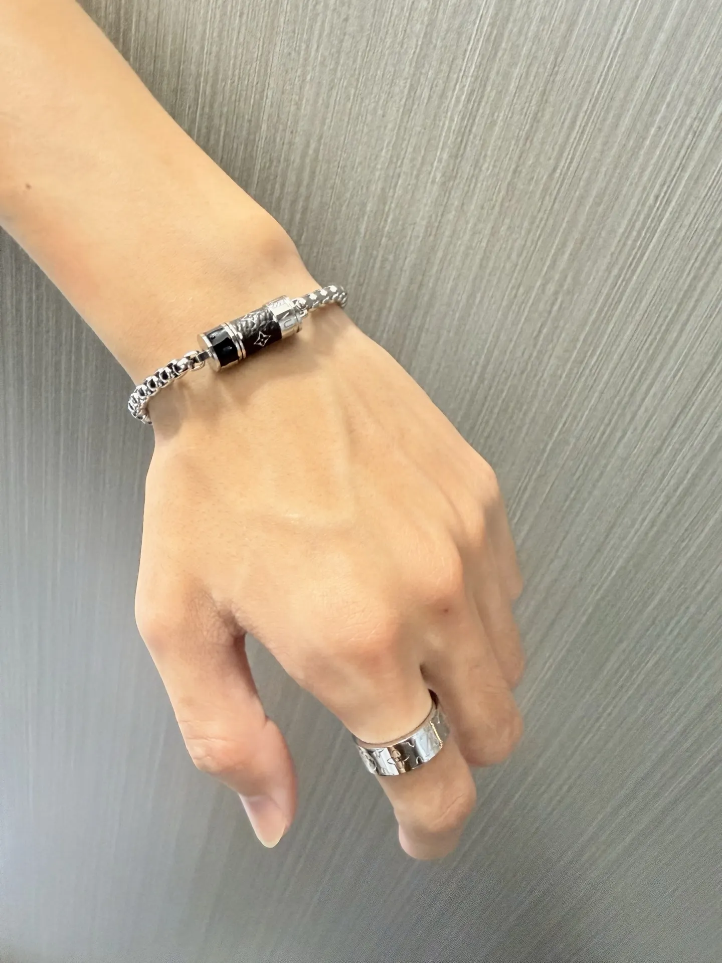 Monogram Eclipse Chain Bracelet D12017322 — view 8