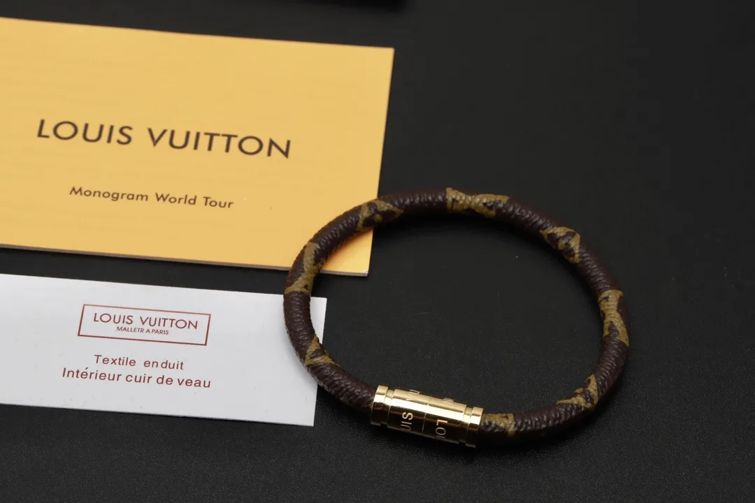Monogram Canvas Magnetic Clasp Bracelet D10016557 — view 4