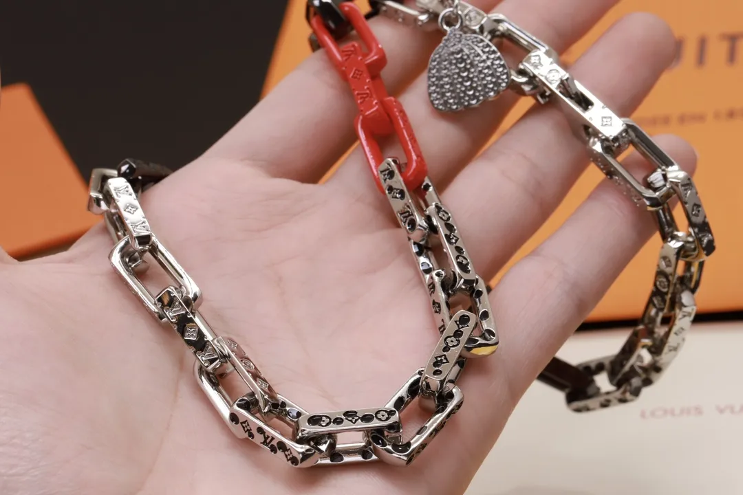 LV x Yayoi Kusama Monogram Chain Necklace D17017456 — view 8