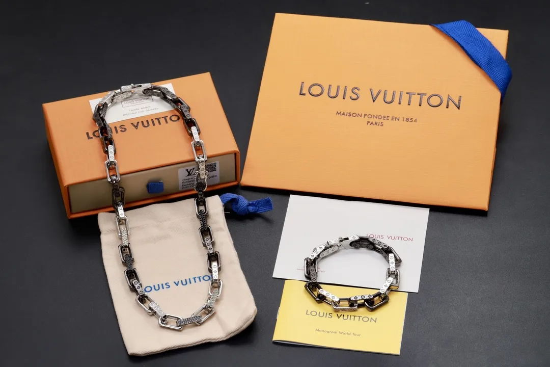 Monogram Chain Bracelet with Crystals D12017582 — view 2