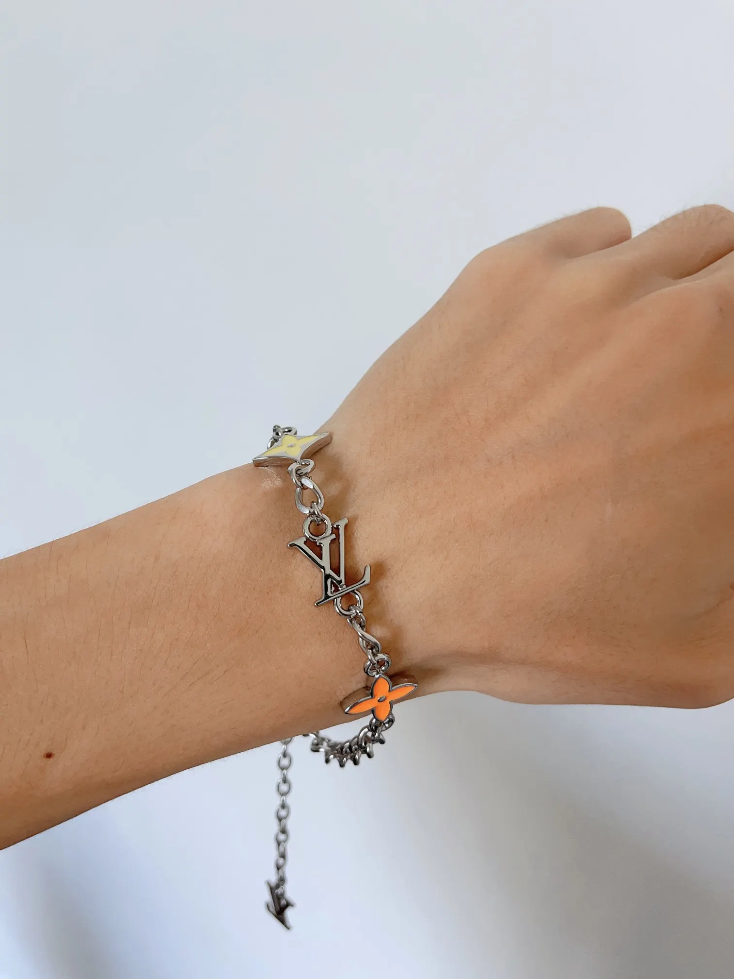 Monogram Row Chain Bracelet D10017459 — view 8