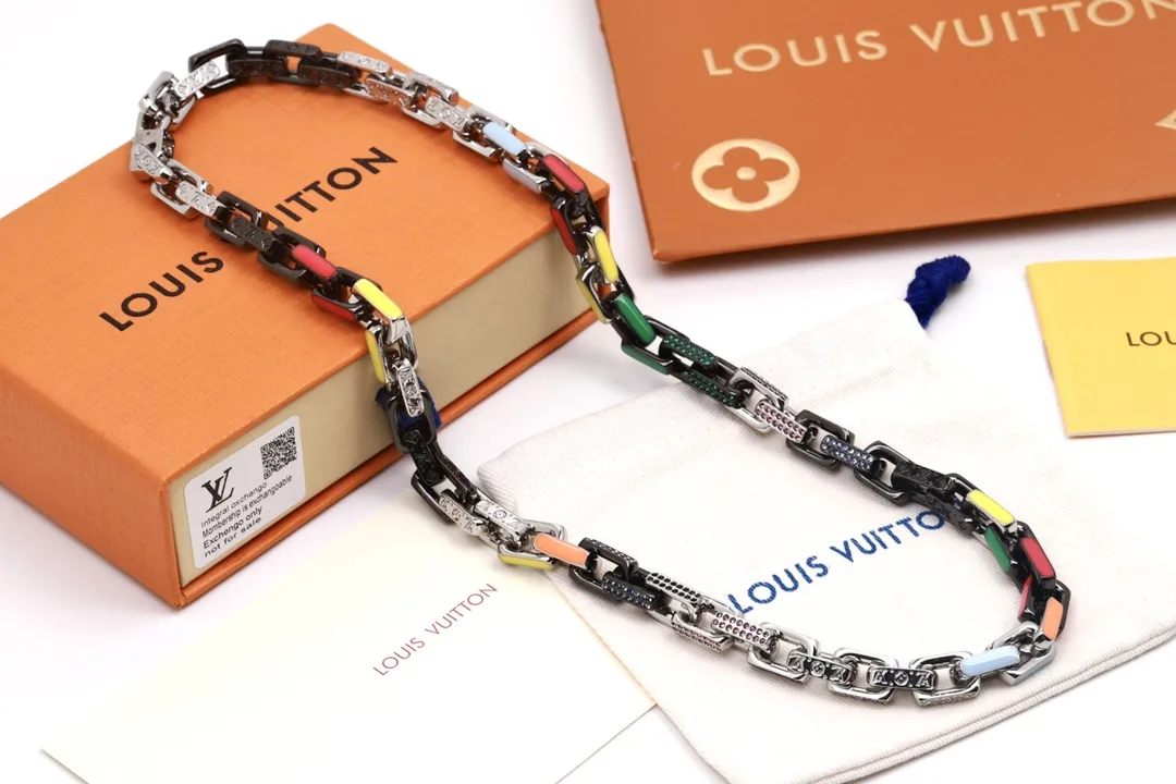 Paradise Chain Monogram Necklace D18017177 — view 8
