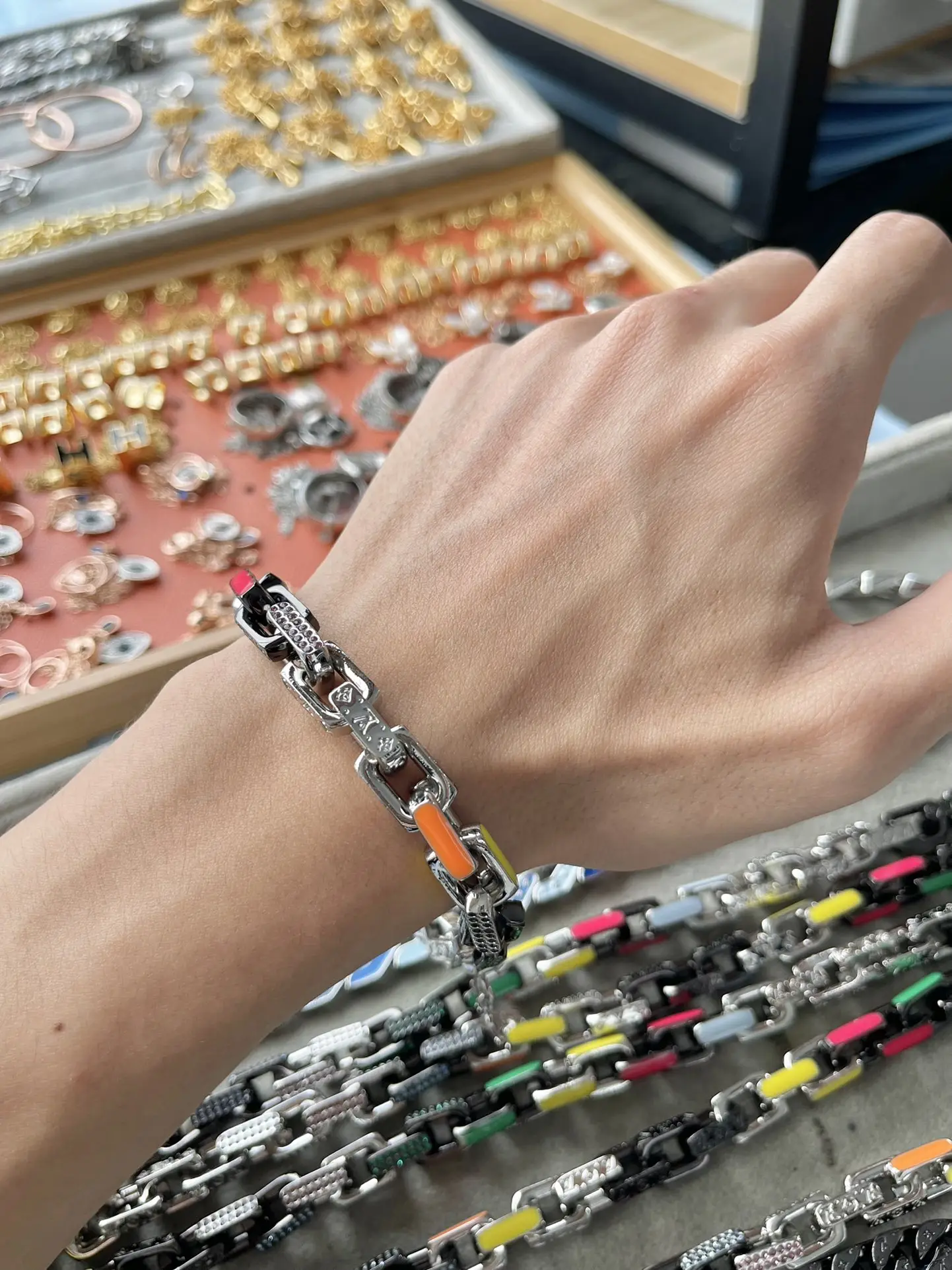 Paradise Chain Monogram Bracelet D12517412 — view 9