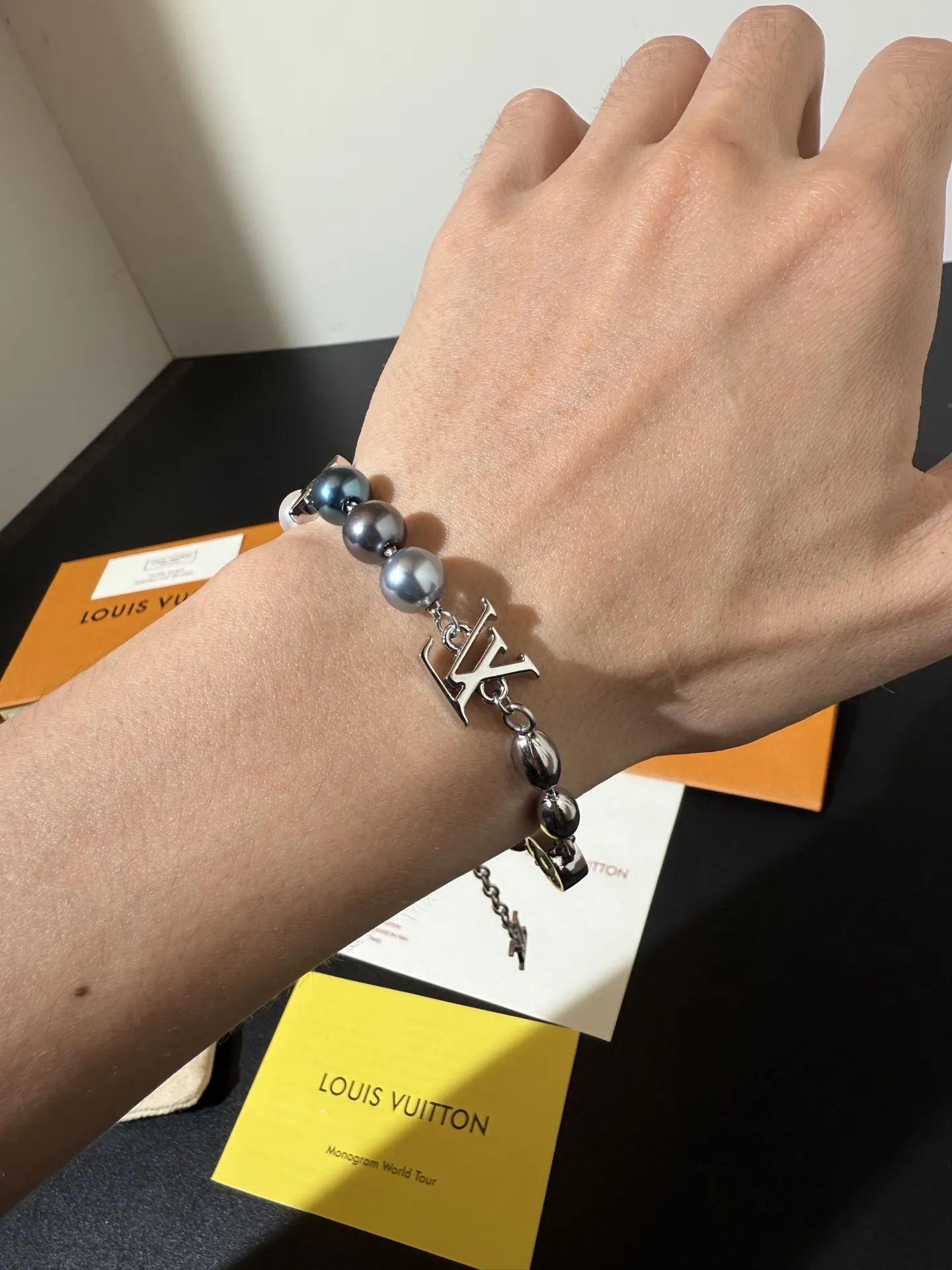 Pearls Fusion Monogram Bead Bracelet D11017611 — view 6