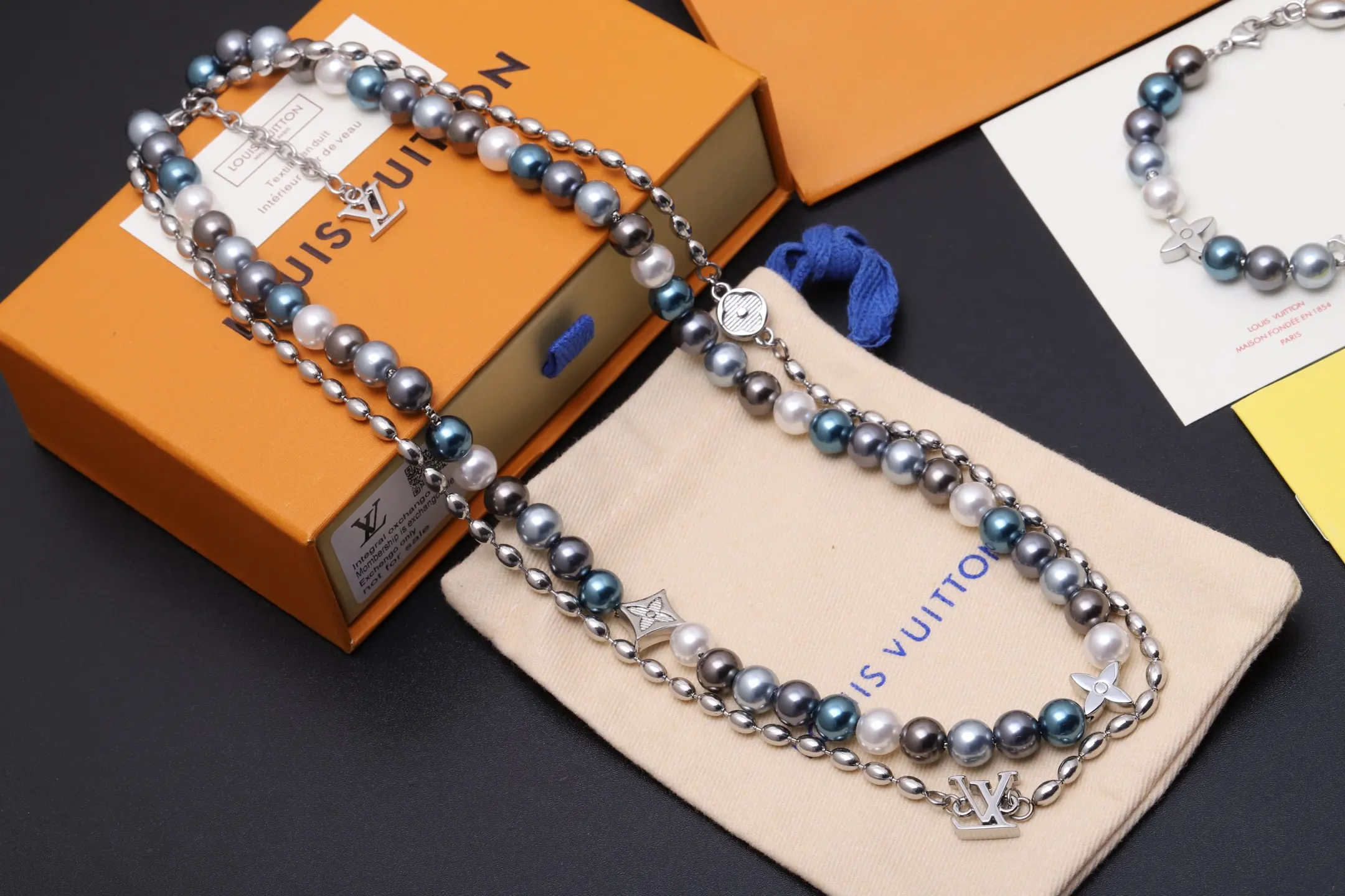 Louis Vuitton Pearls Fusion Monogram Necklace D15517612 — view 2