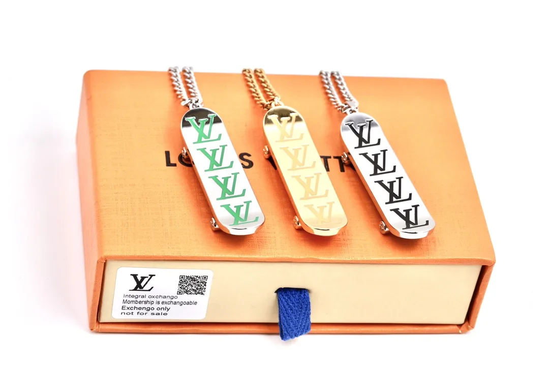 Louis Vuitton Skateboard Pendant Necklace D10517358 — view 6