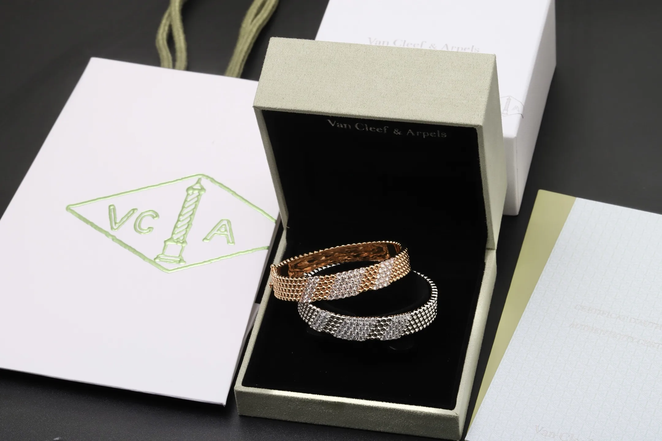 Perlée Diamonds Bangle (Gold-Plated Brass) D17517667 — view 3