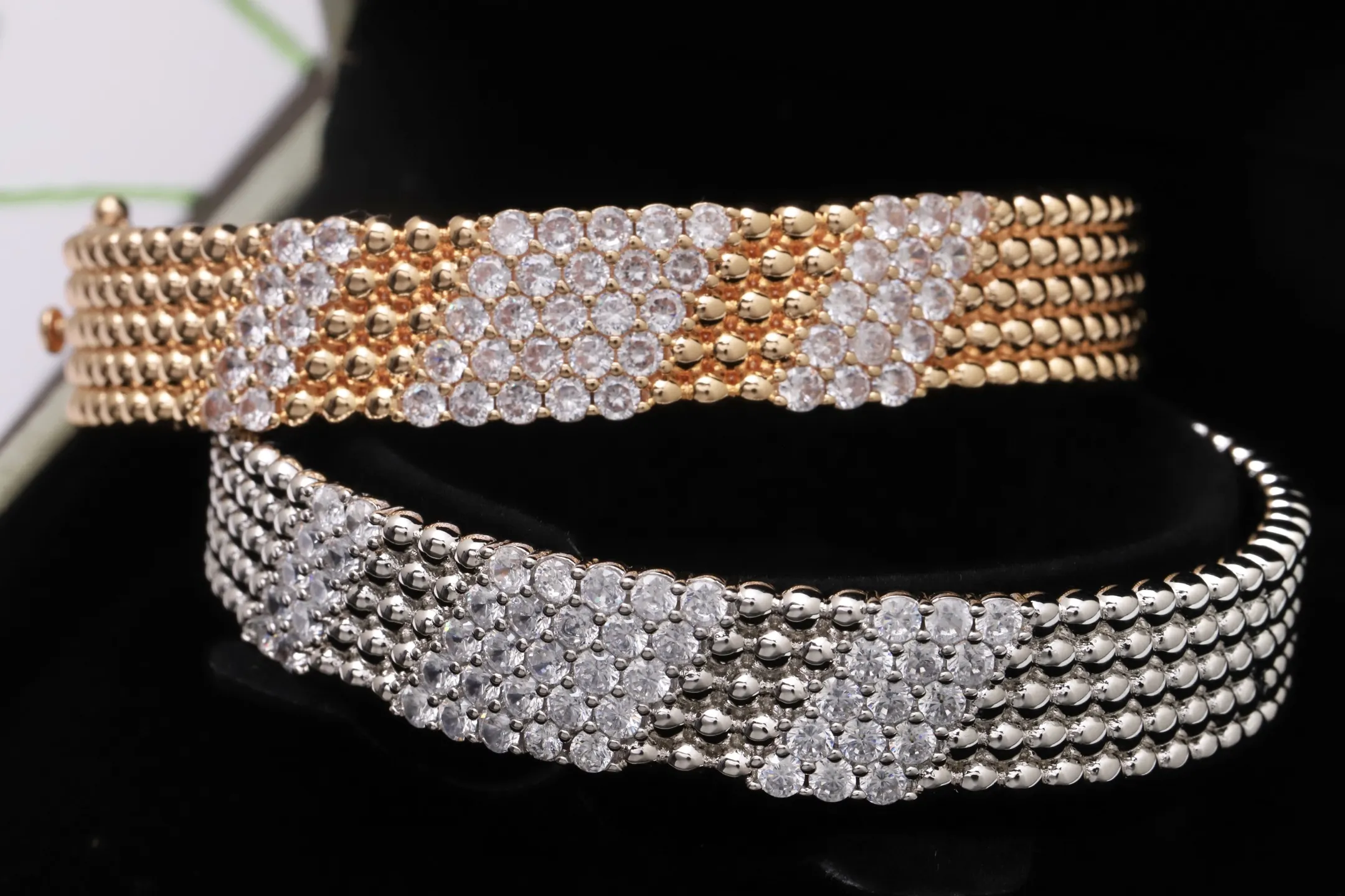 Perlée Diamonds Bangle (Gold-Plated Brass) D17517667 — view 4