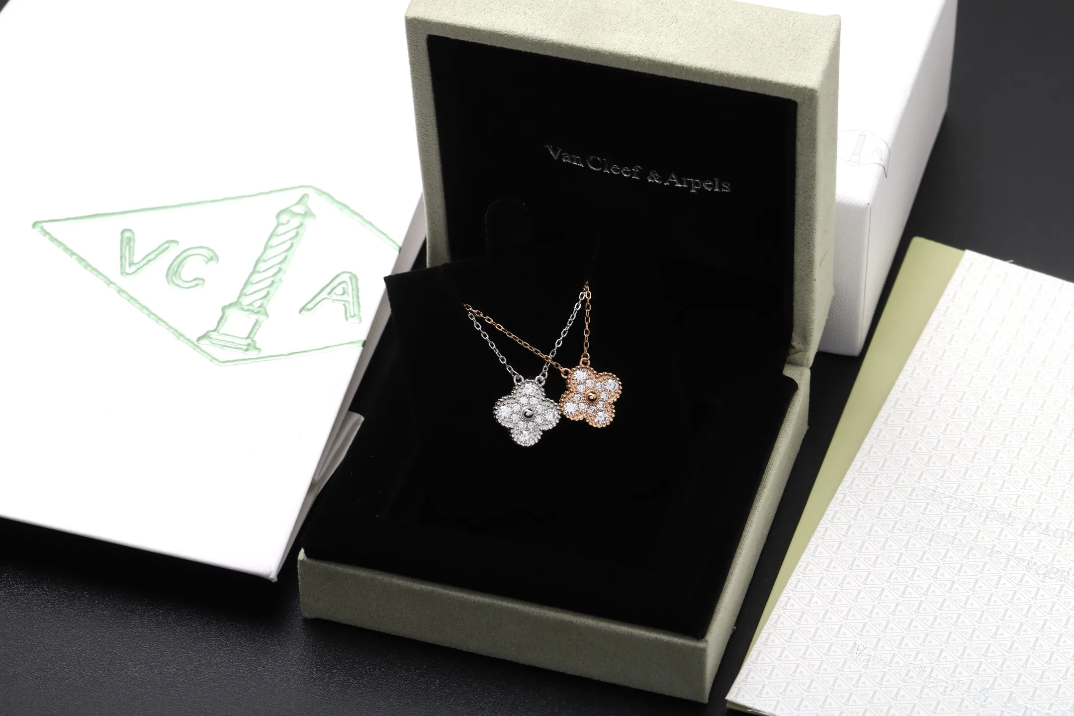 Alhambra Vintage Motif Diamond Necklace (Sterling Silver) D13017400
