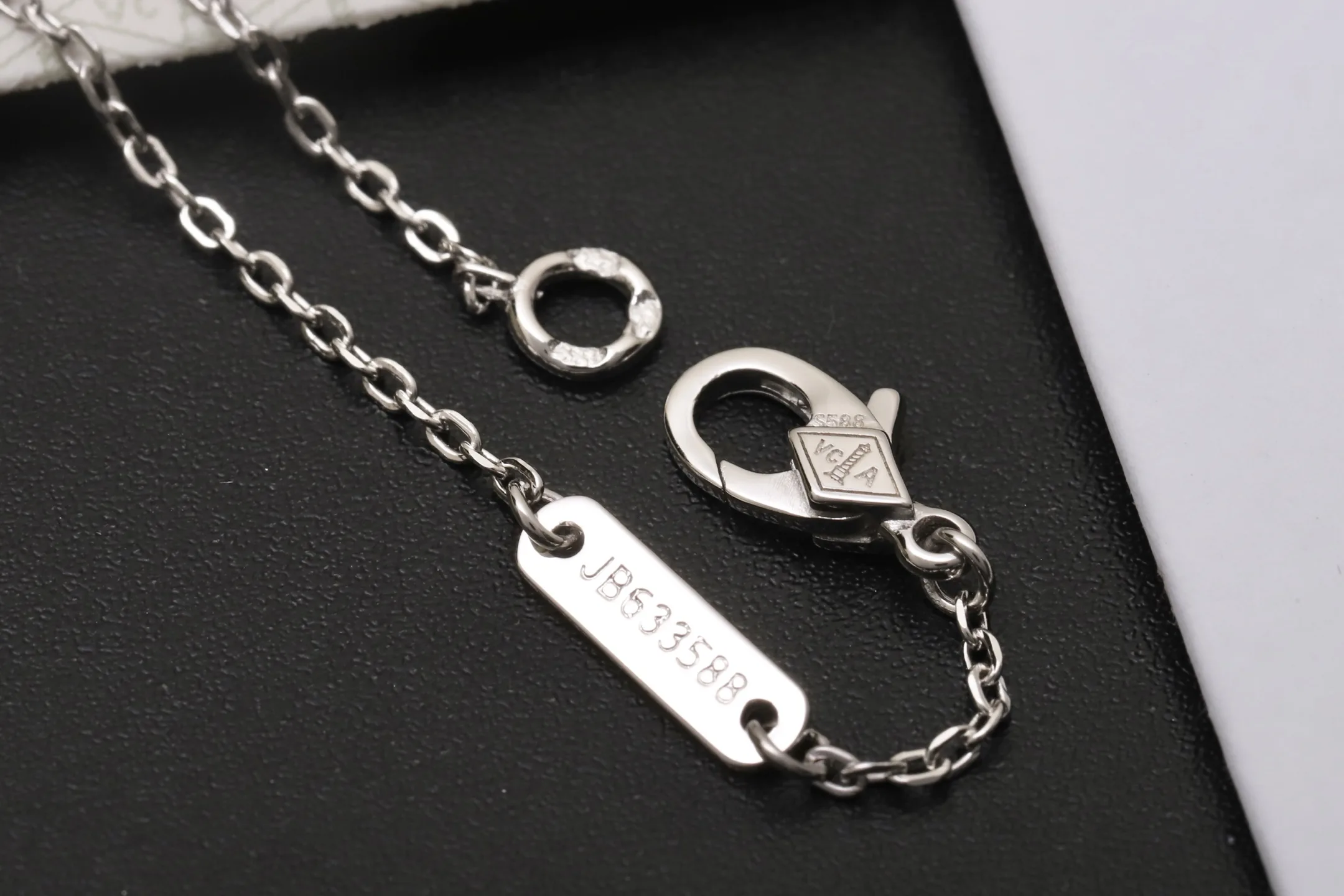 Alhambra Vintage Motif Diamond Necklace (Sterling Silver) D13017400 — view 7