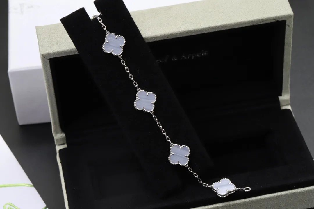 Vintage Alhambra 5-Motif Chalcedony Bracelet (Sterling Silver) D29016586 — view 2