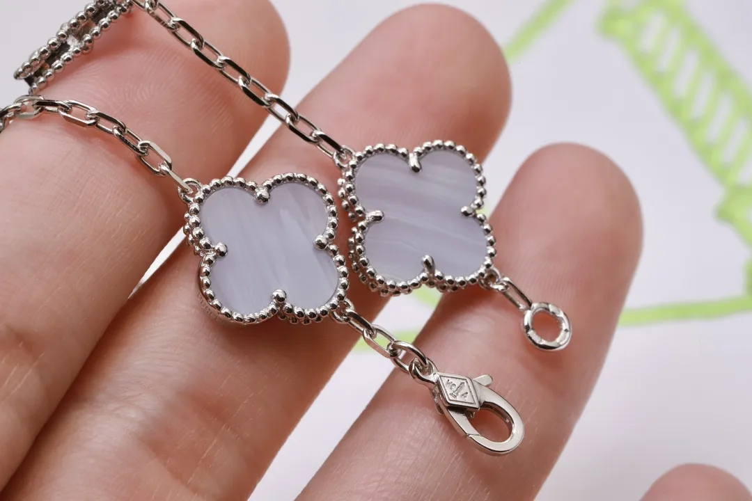 Vintage Alhambra 5-Motif Chalcedony Bracelet (Sterling Silver) D29016586 — view 6