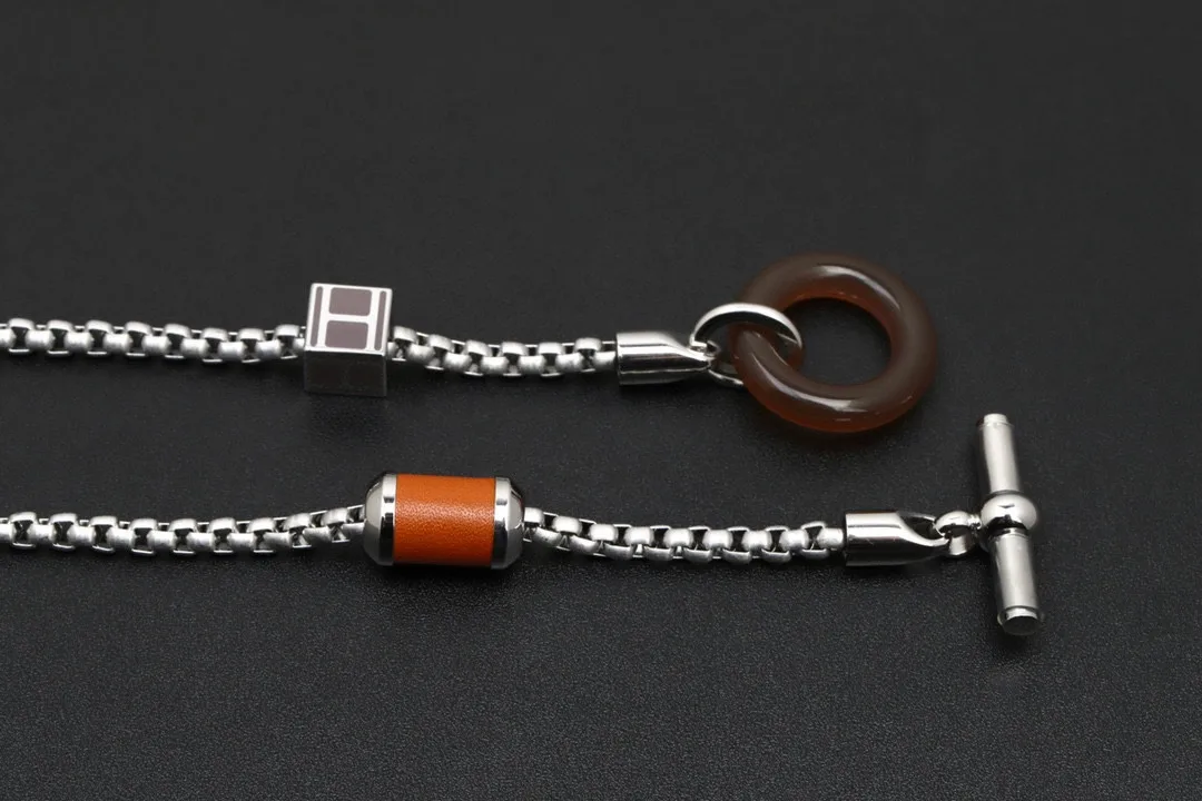 Meli Melo Buffalo Horn and Leather Pendant Necklace D24517719 — view 8