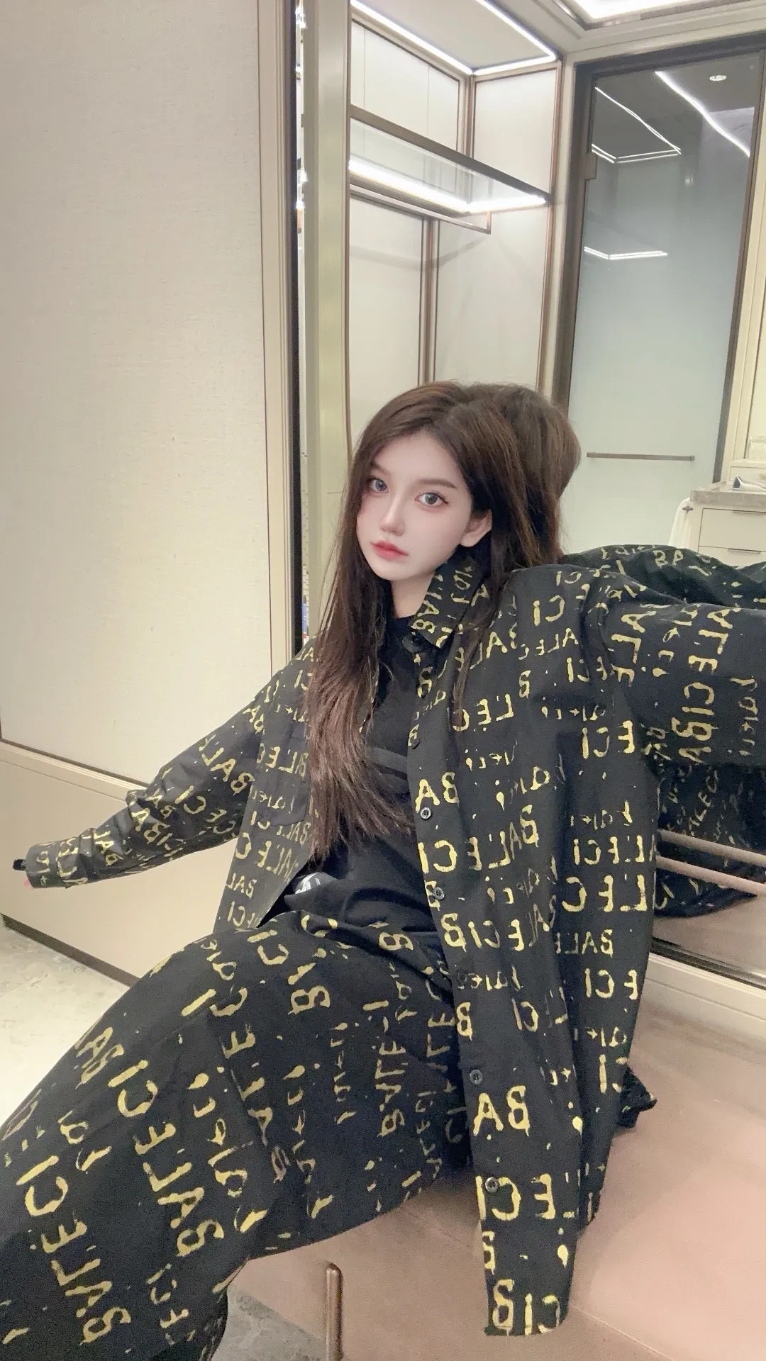 Logo-Print Oversized Button-Down Shirt D14011424 — view 3