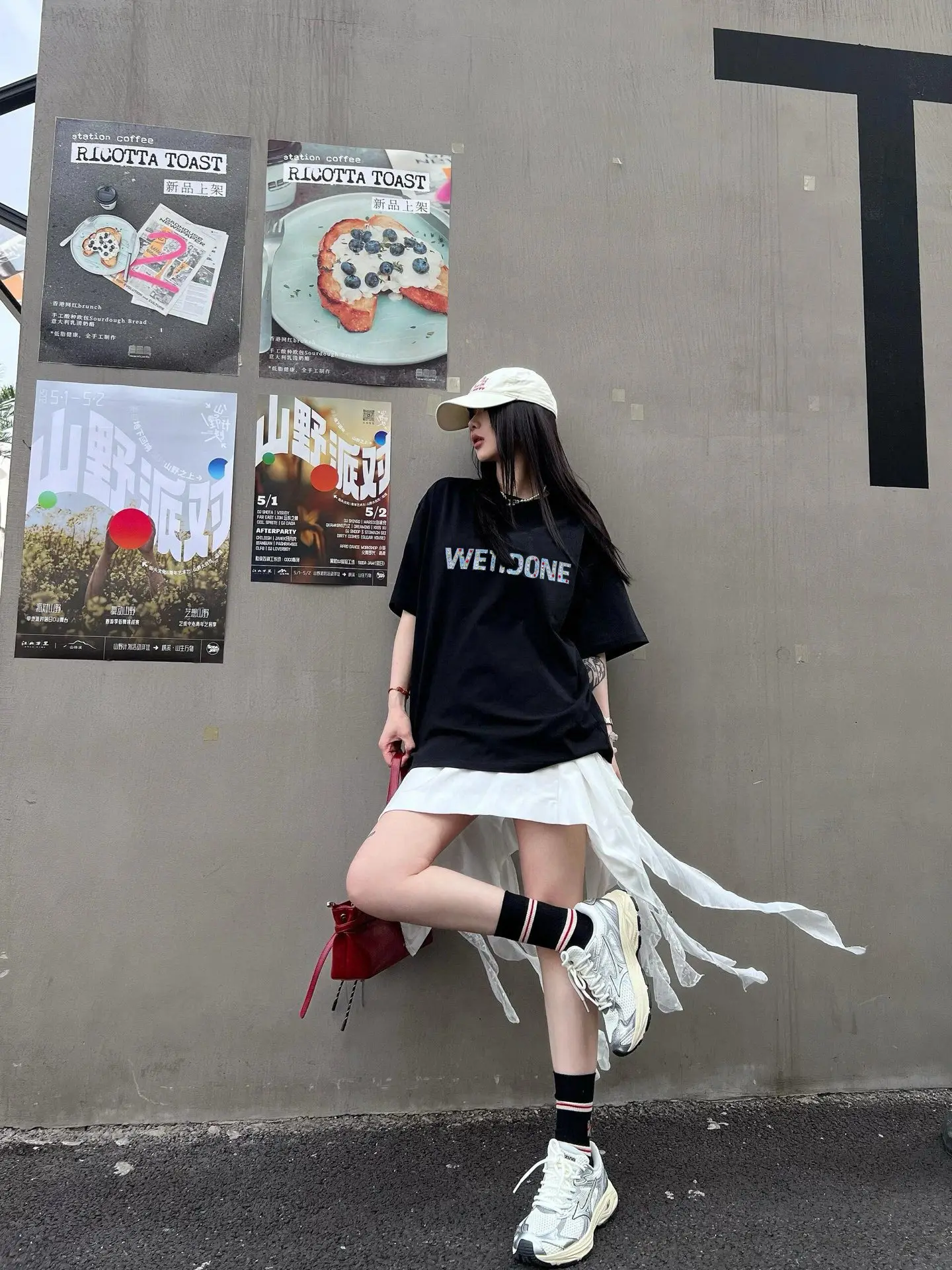 Rhinestone Logo Cotton T-Shirt D14011422 — view 3