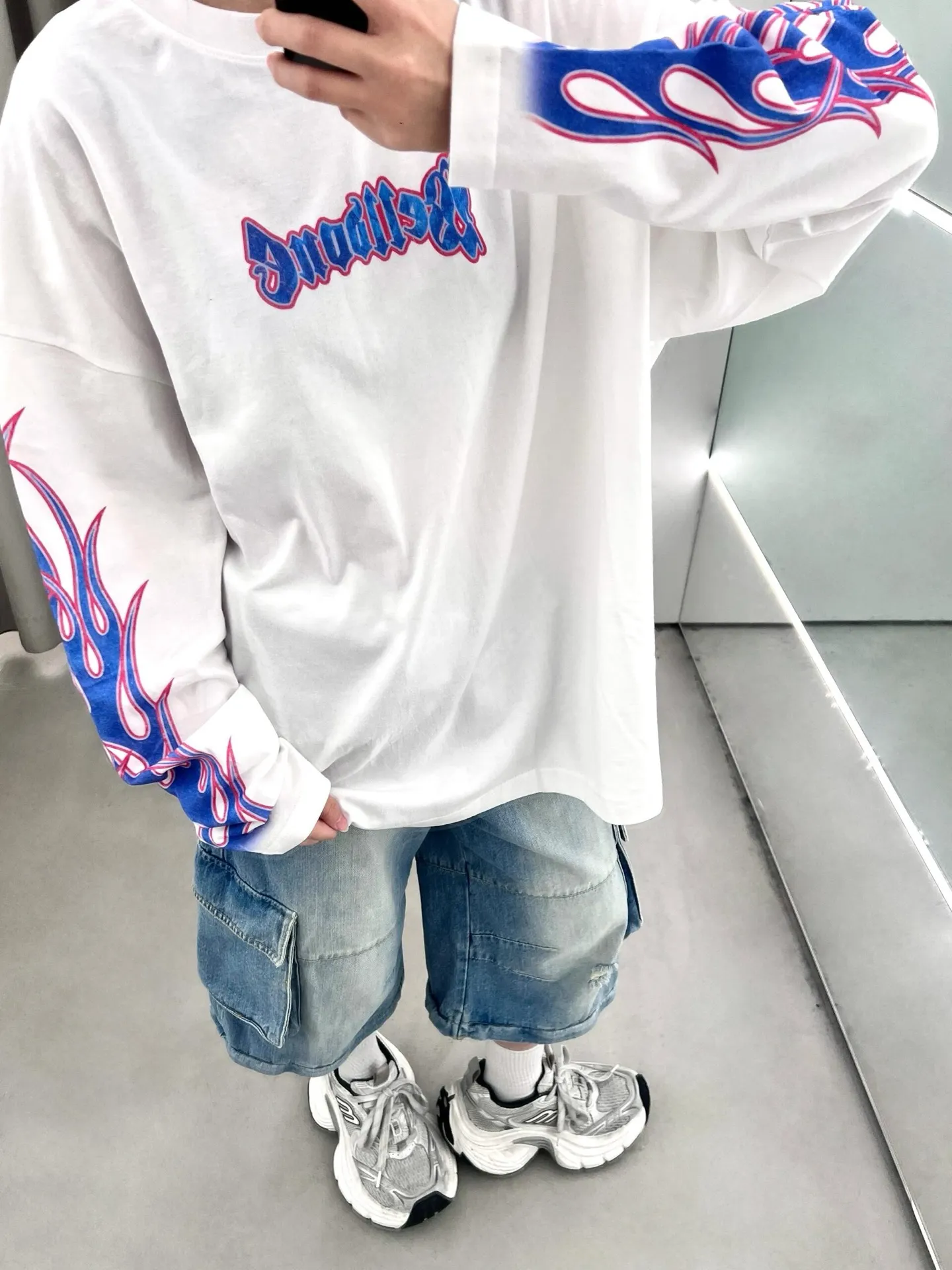 Flame Logo Long-Sleeve Cotton T-Shirt D14011418