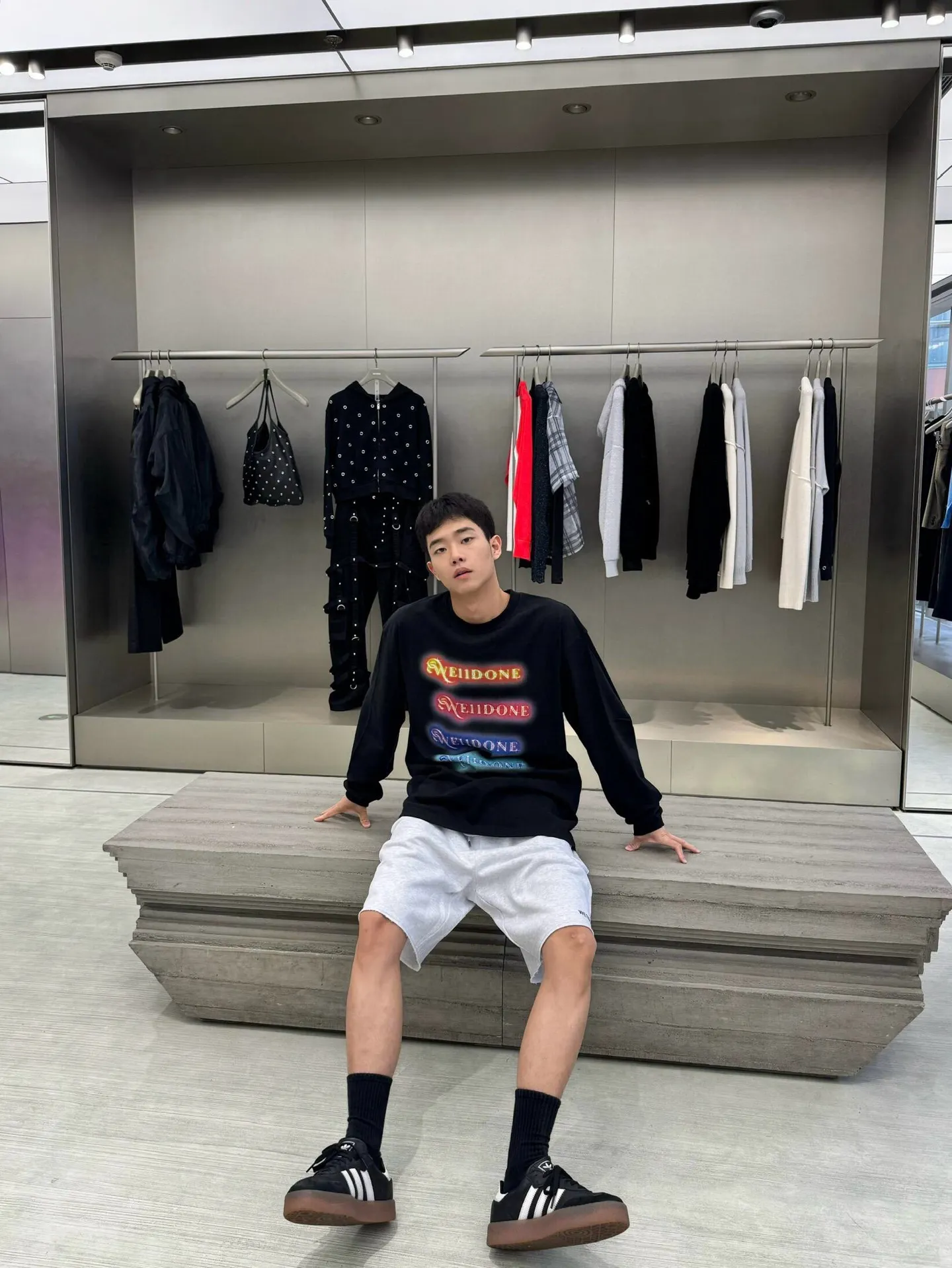 Neon Logo Long-Sleeve Cotton T-Shirt D14011417 — view 6