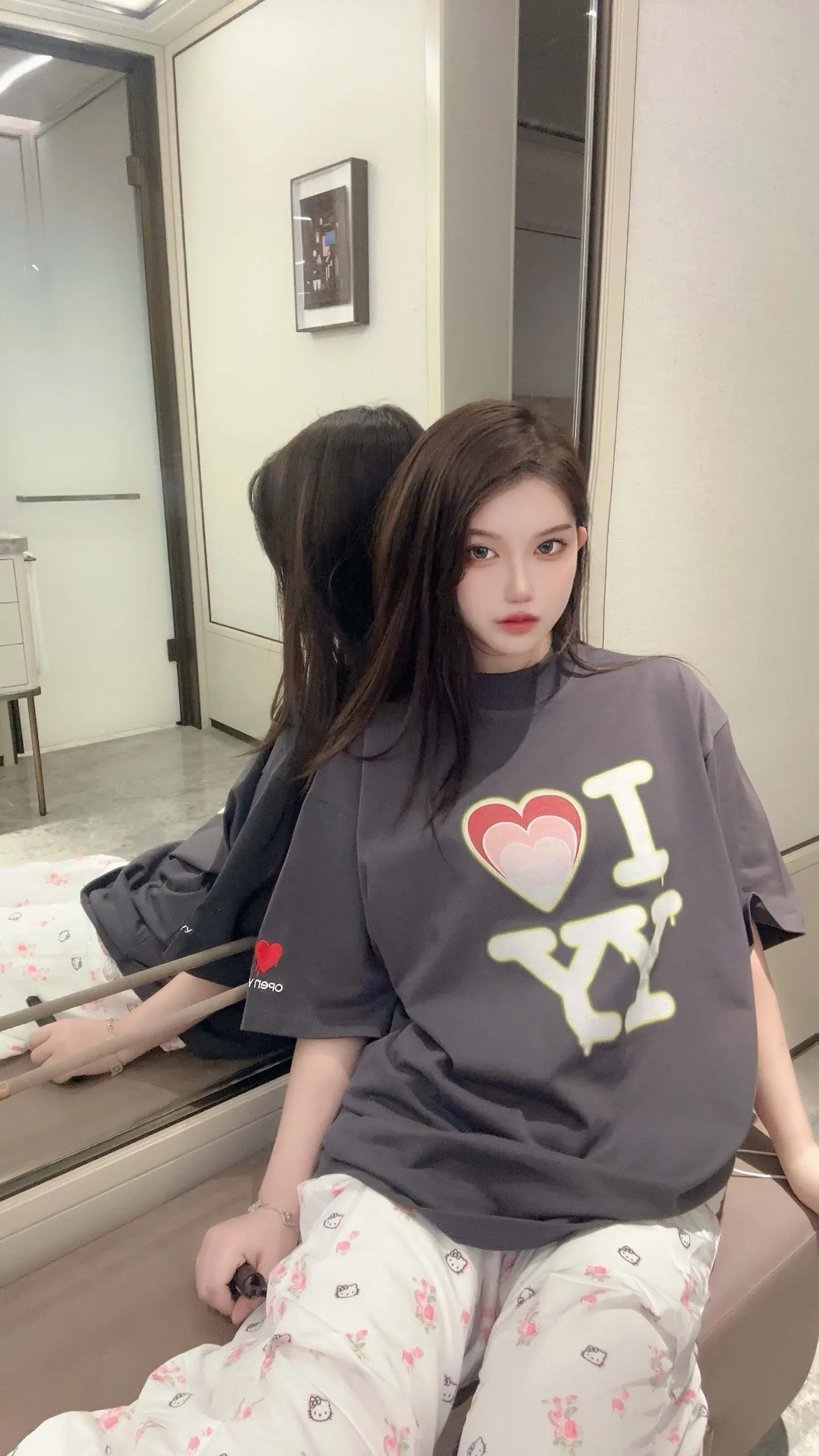 Openyy Heart Logo Graphic T-Shirt D14011415 — view 2