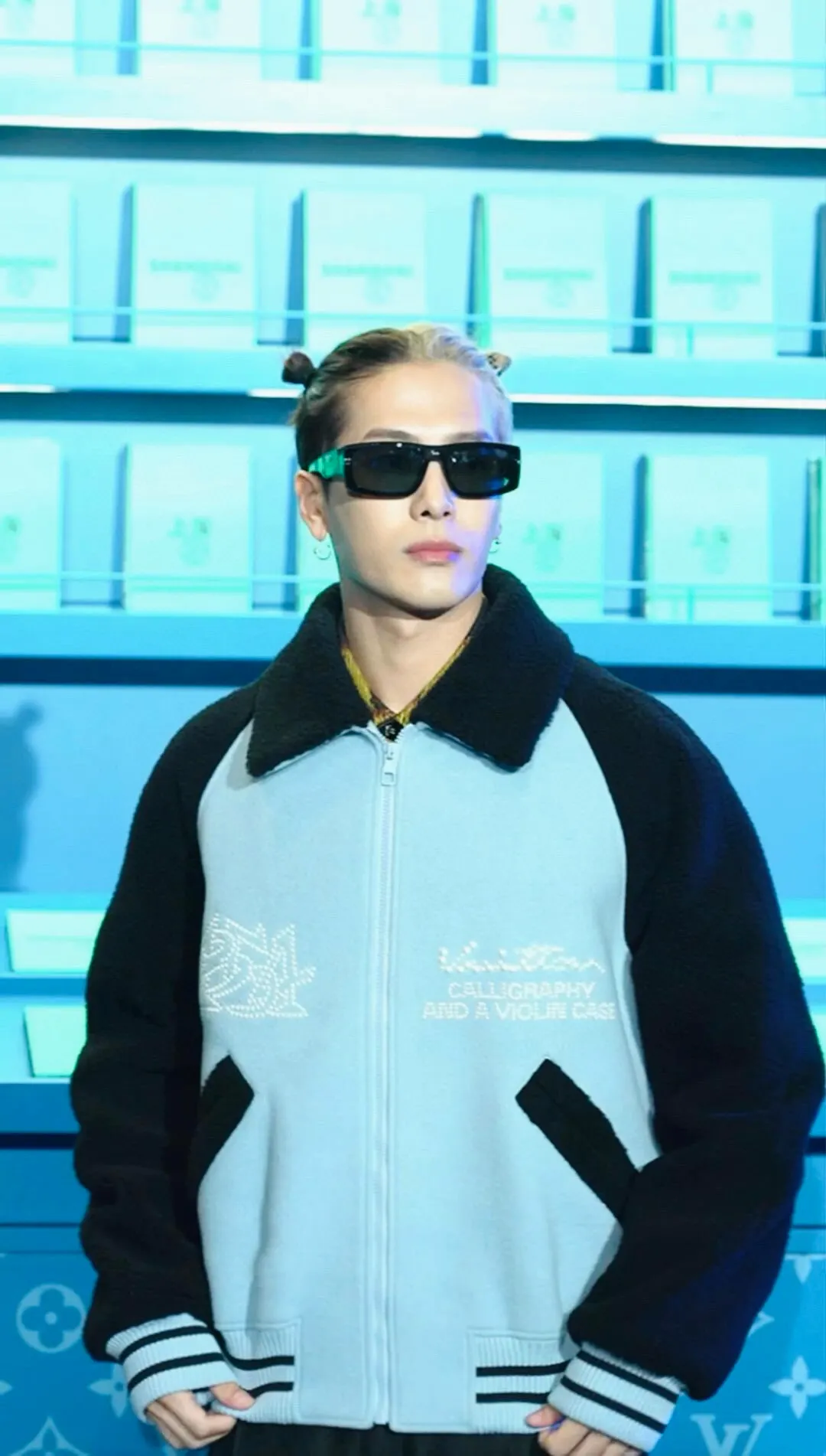 Color-Block Fleece Varsity Jacket D19011451 — view 2