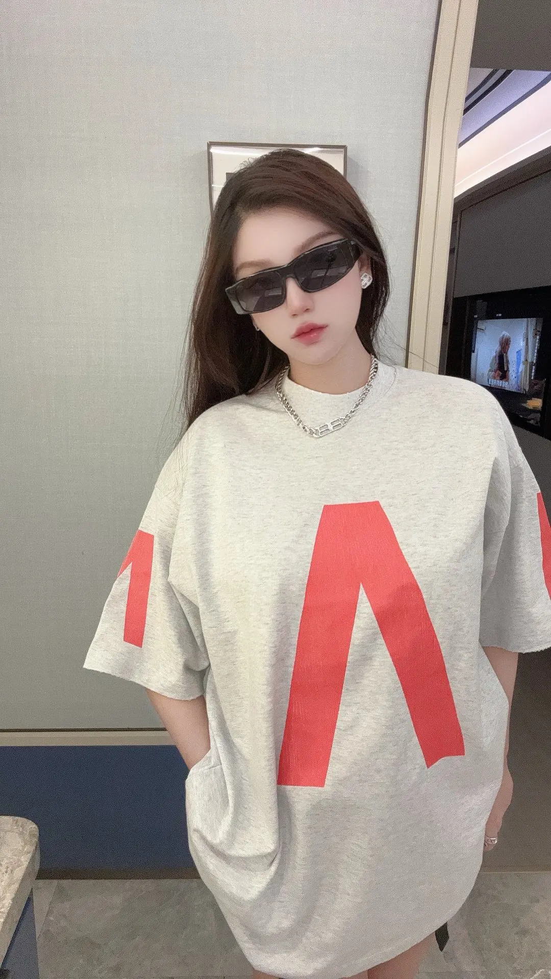 Graphic Print Oversized T-Shirt D14011431 — view 2