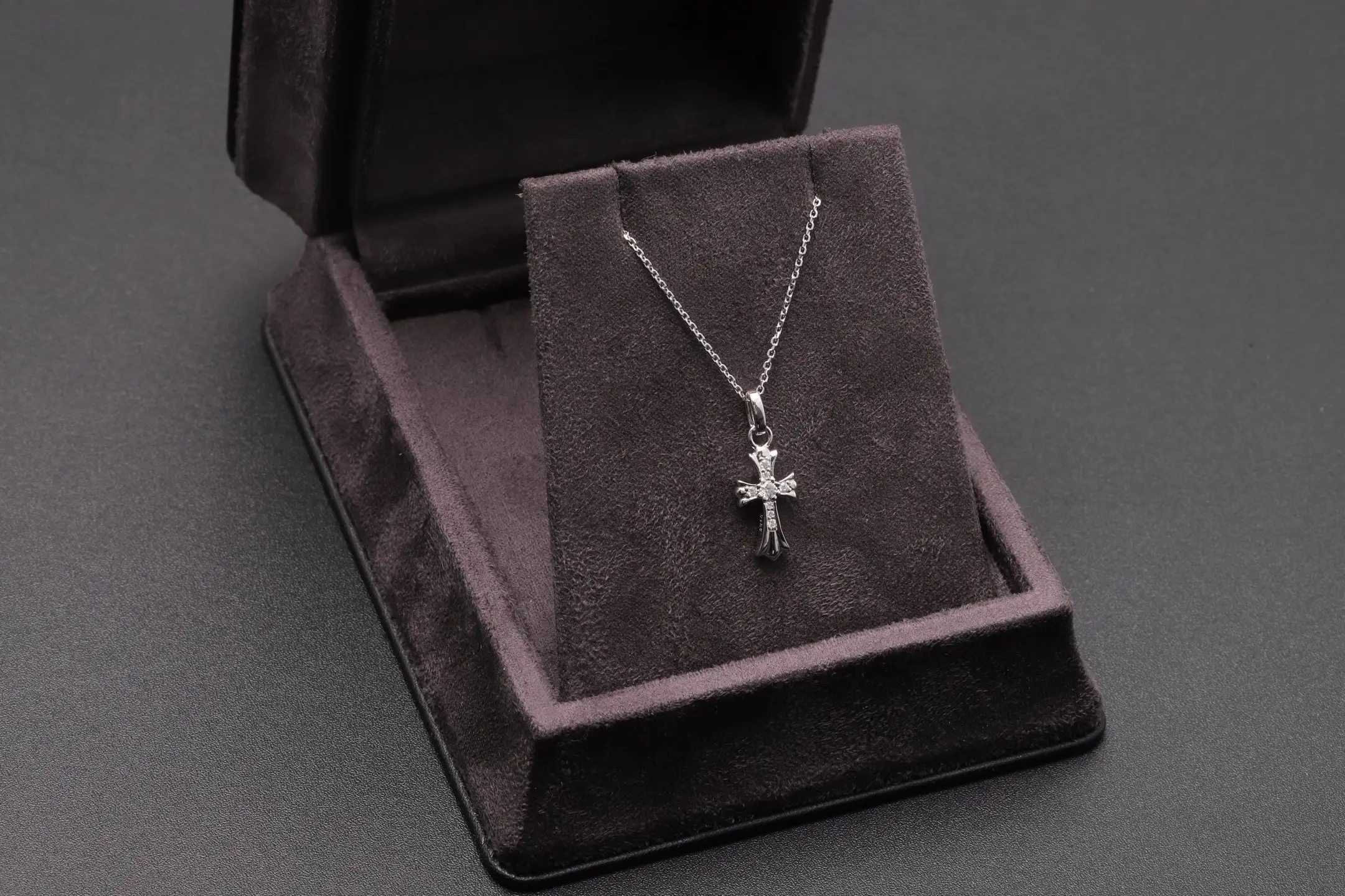 Moissanite Cross Pendant Necklace (Sterling Silver) D20016953 — view 2