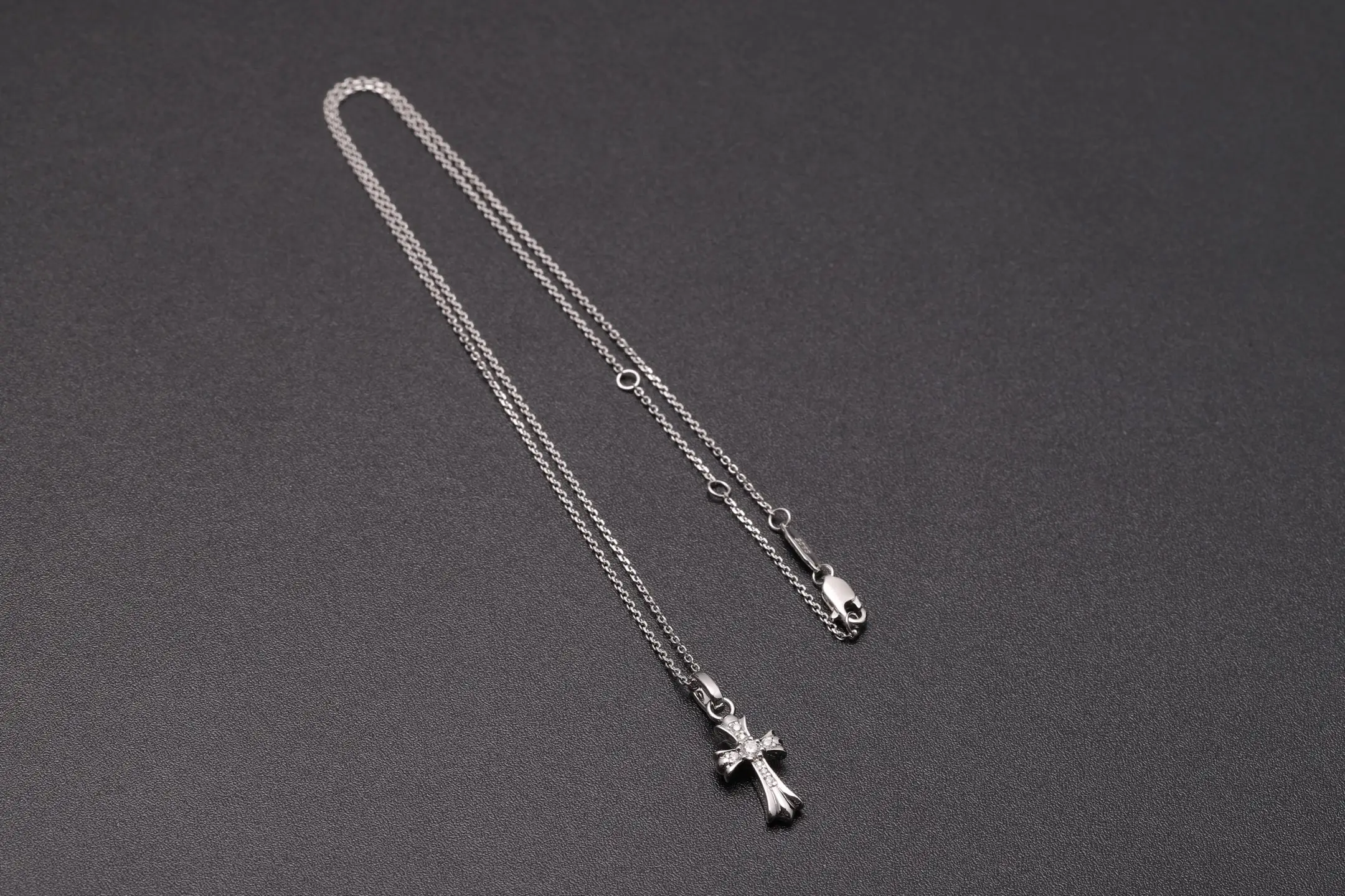 Moissanite Cross Pendant Necklace (Sterling Silver) D20016953 — view 7