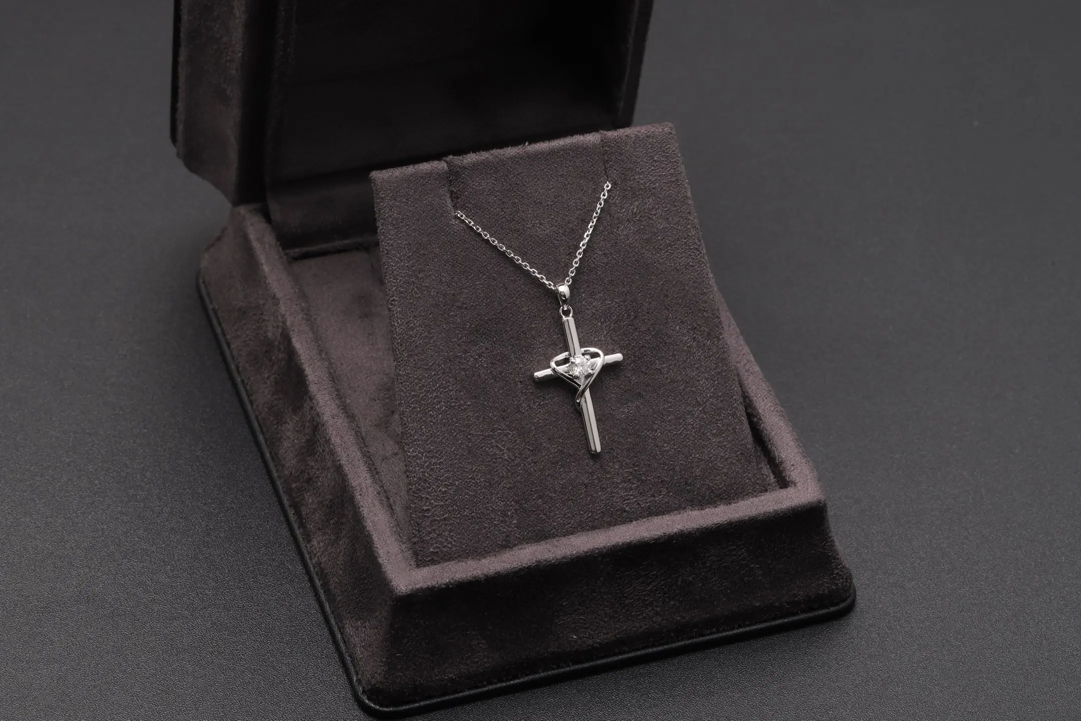 Moissanite Cross Pendant Necklace (Sterling Silver) D19516897 — view 2