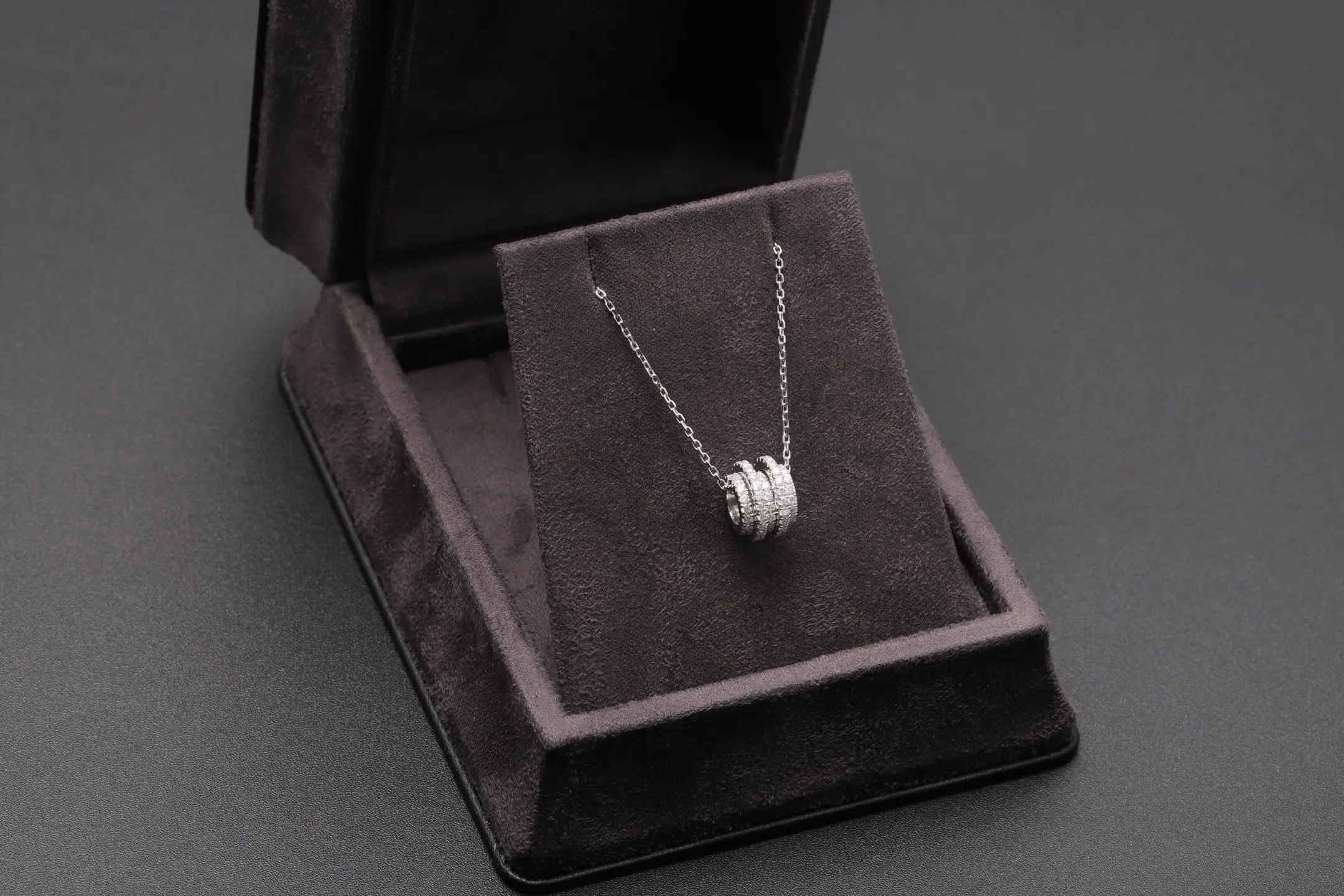 Cylinder Pendant Choker Necklace (Sterling Silver) D36516955 — view 2