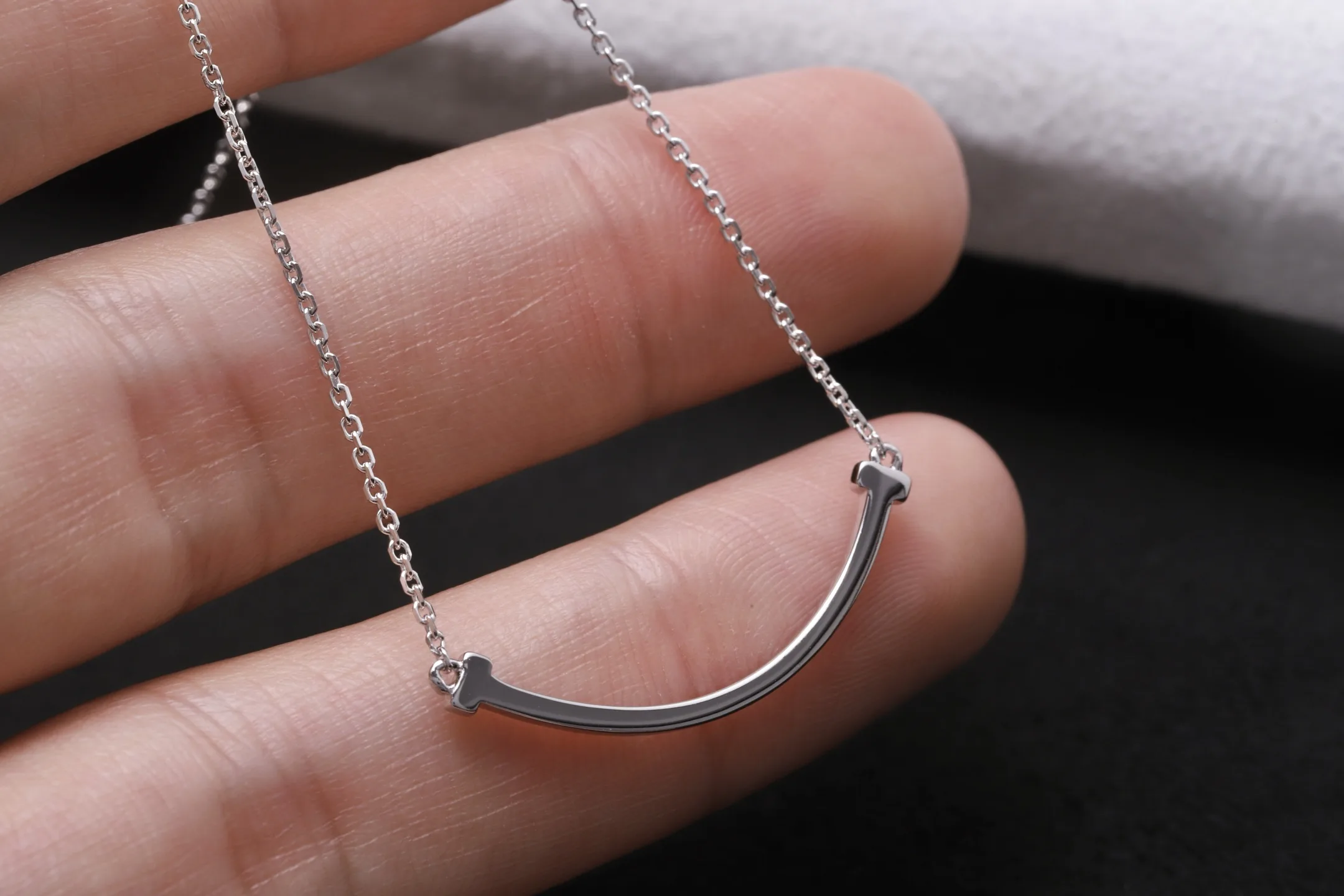 Smile Pavé Diamond Pendant Necklace (Sterling Silver) D18516925 — view 5