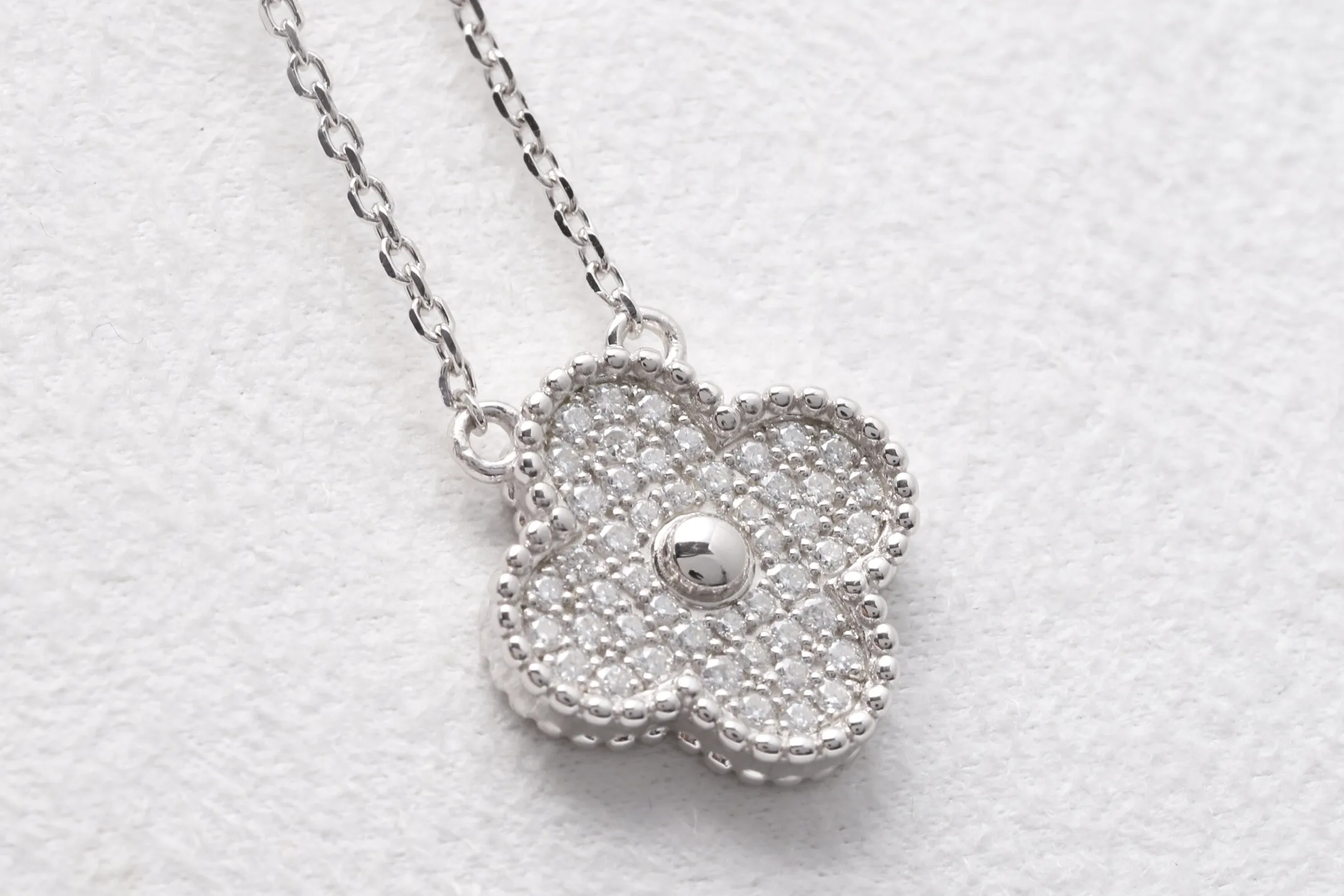 Moissanite Pavé Clover Pendant Necklace (Sterling Silver) D23516913 — view 7
