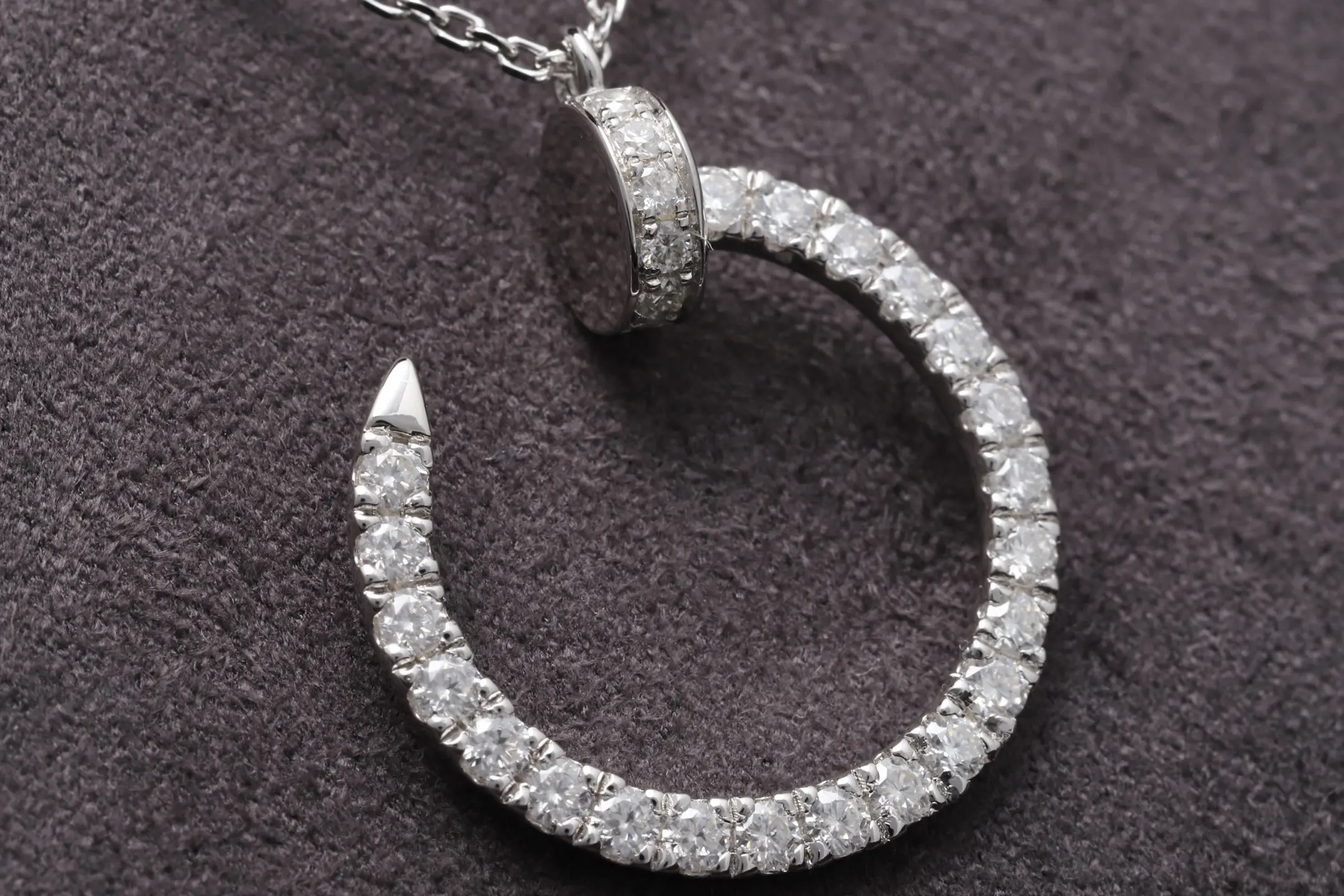 Pavé Moissanite Nail Pendant Necklace (Sterling Silver) D27516861 — view 3