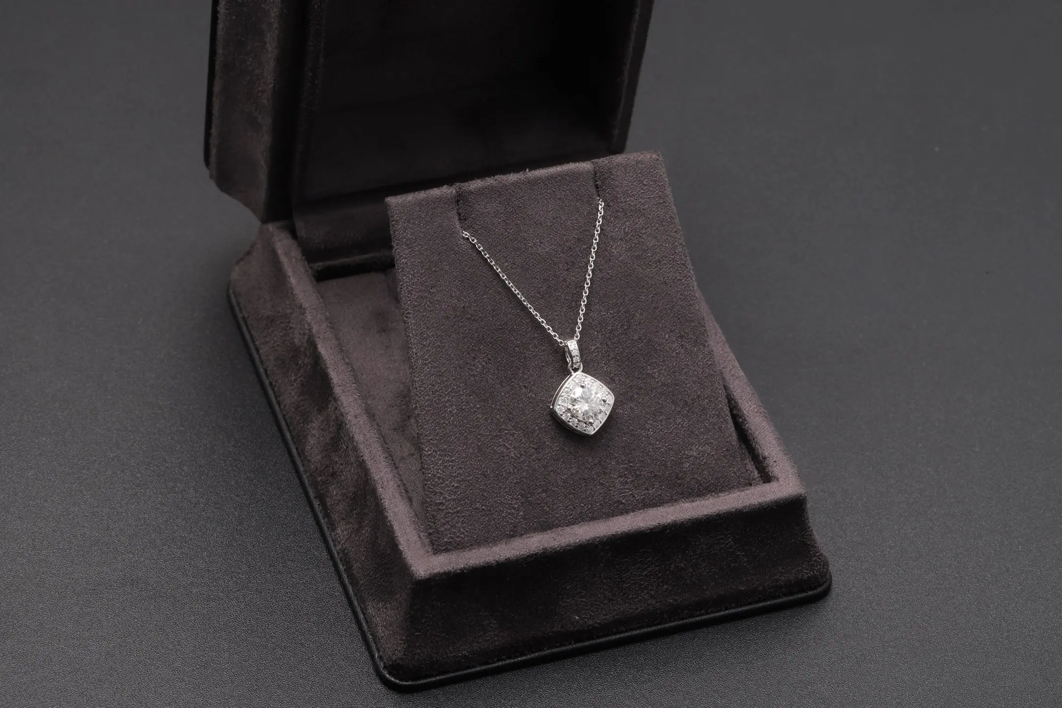 Moissanite Rhombus Pendant Necklace (Sterling Silver) D23516903 — view 2