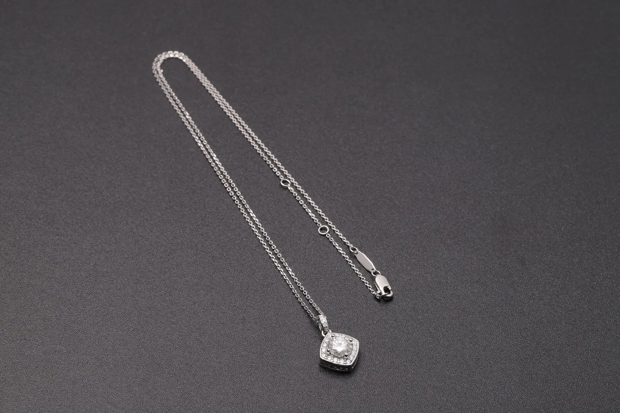 Moissanite Rhombus Pendant Necklace (Sterling Silver) D23516903 — view 8